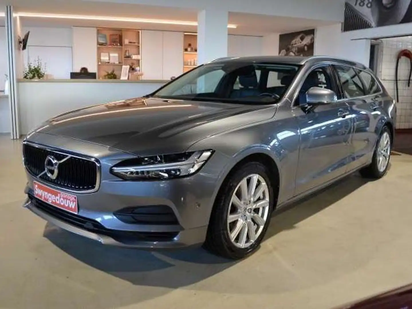 Volvo V90 2.0 D3 Momentum Geartronic Gris - 1