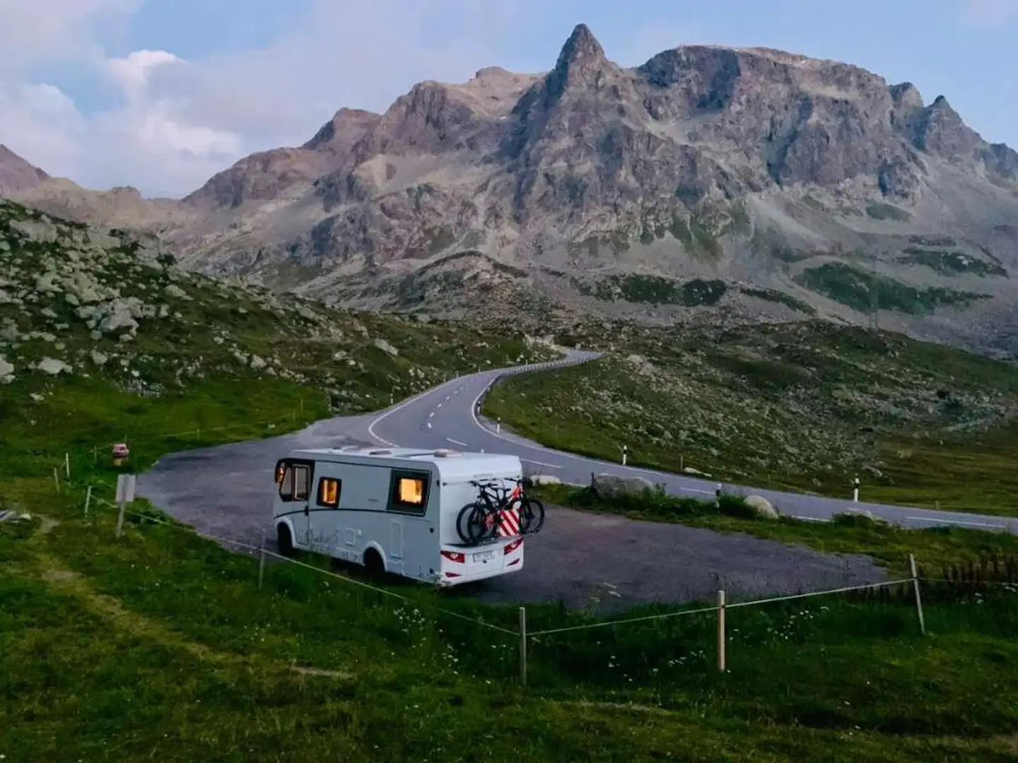 Fiat Ducato Carado Globebus i6 Weiß - 1