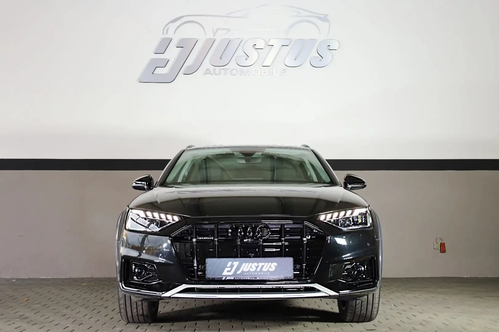 Audi A4 allroad 45 TFSI S tronic quattro/MATRIX/R19 Schwarz - 2