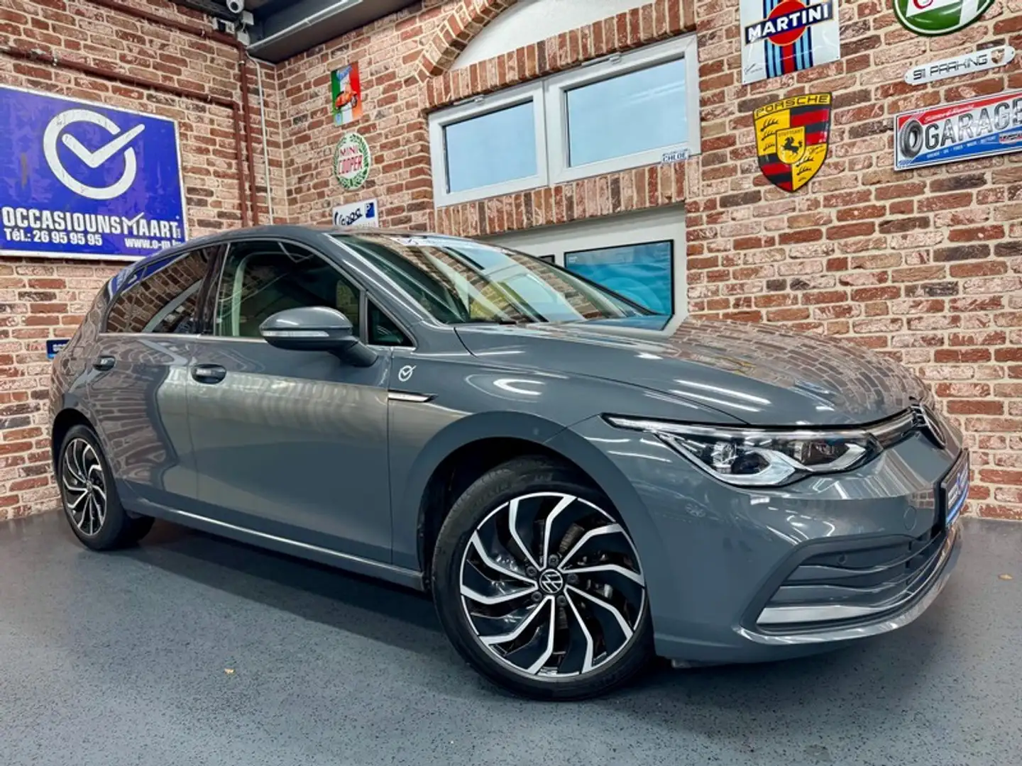 Volkswagen Golf Golf VIII 2.0 TDi 150cv STYLE Gris - 1