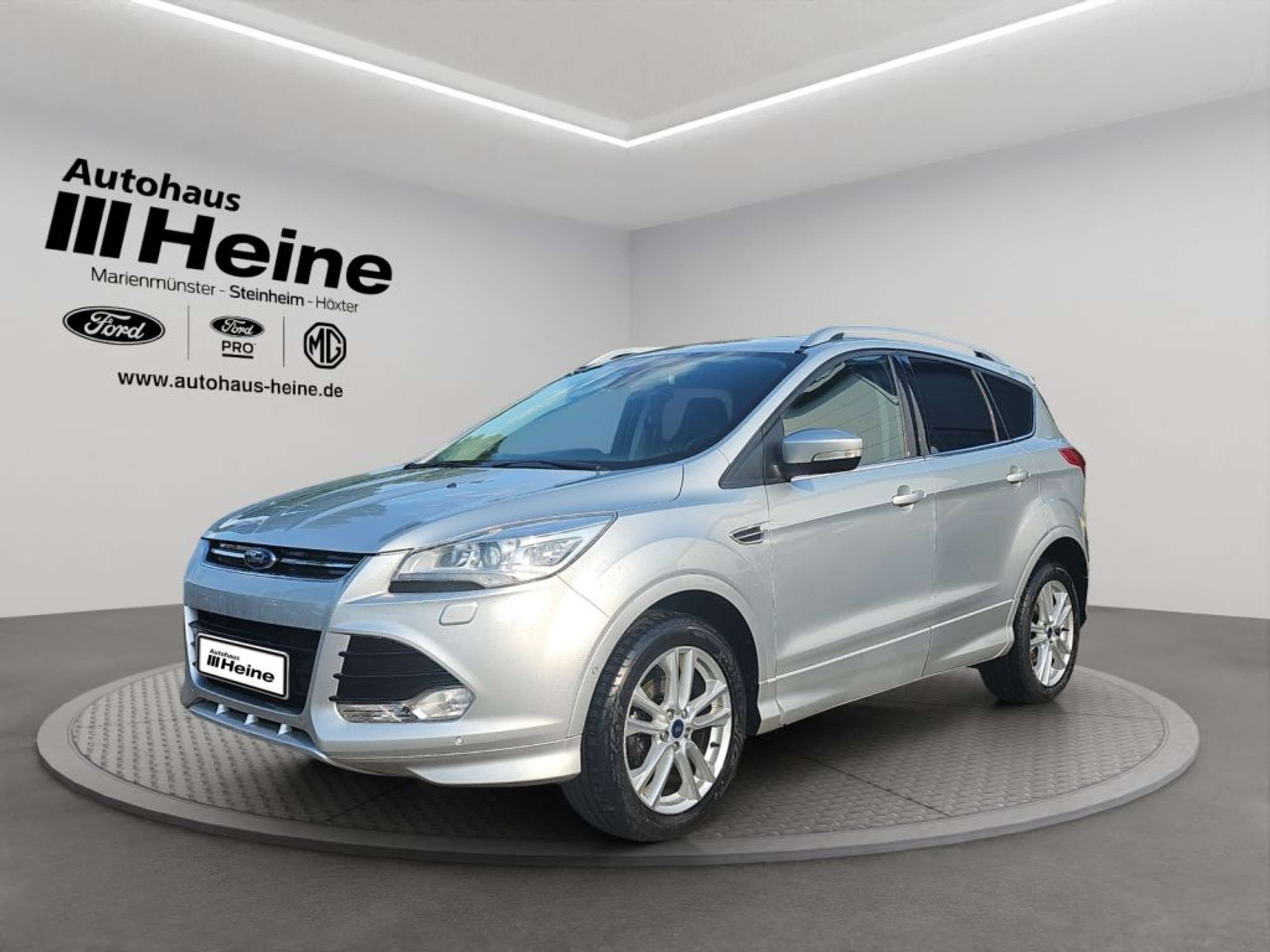 Fahrzeugabbildung Ford Kuga 1.5 EcoBoost 2x4 Individual - mit KI generiert/bearbeitet