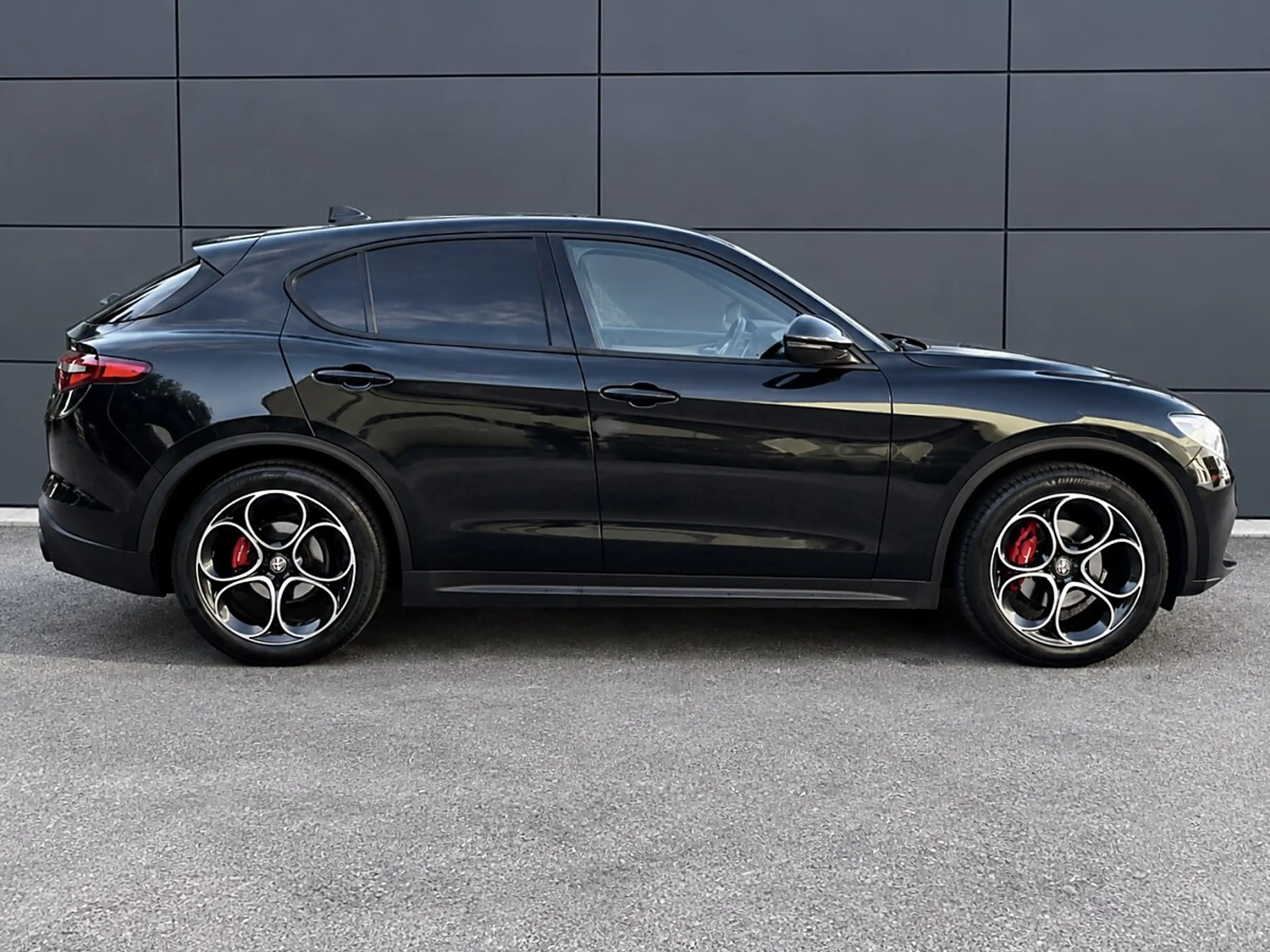 Alfa Romeo Stelvio 2.2 16V JTDM AT8 Q4 Super+Sprint Paket — photo 3