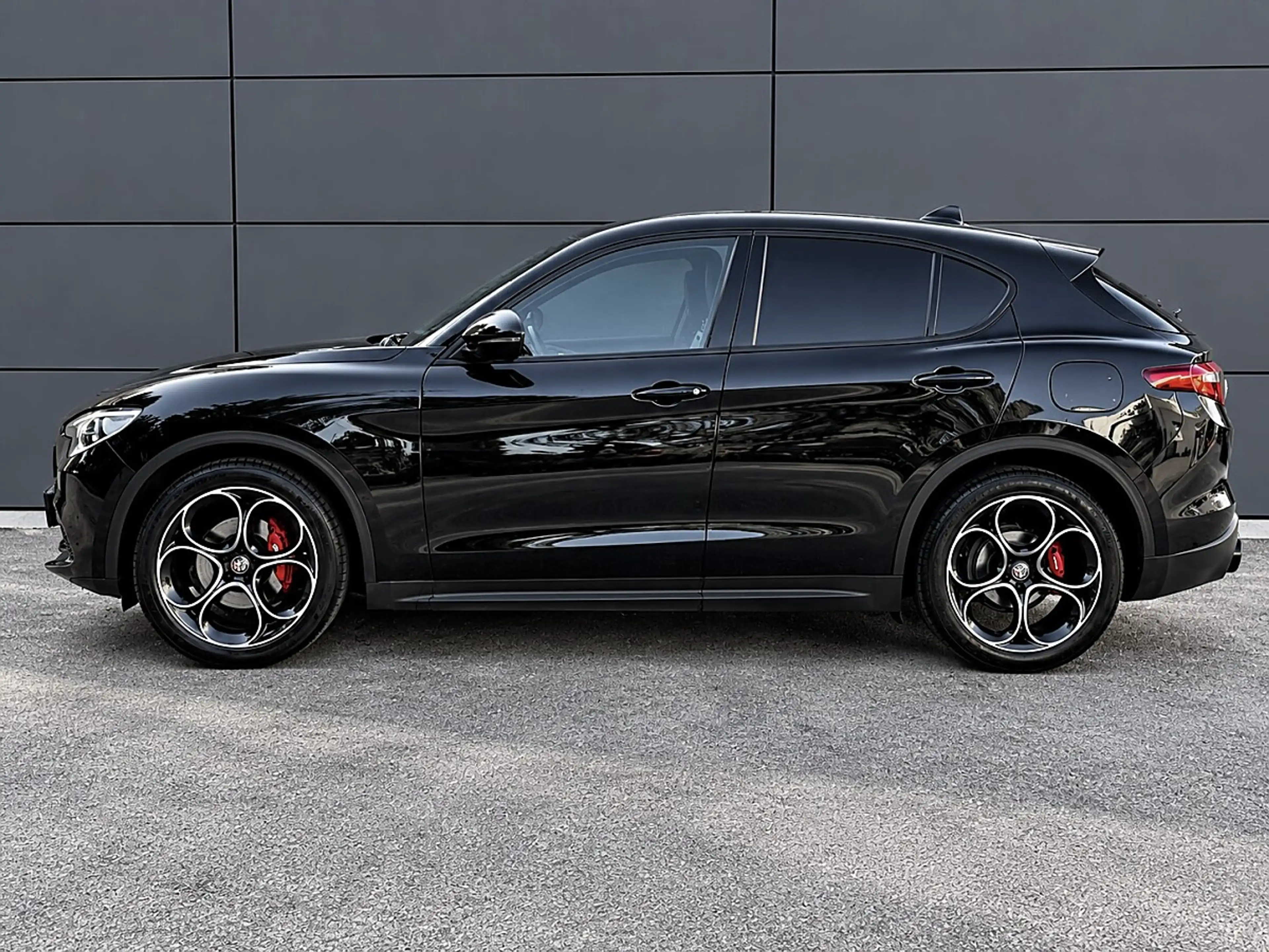 Alfa Romeo Stelvio 2.2 16V JTDM AT8 Q4 Super+Sprint Paket — photo 6