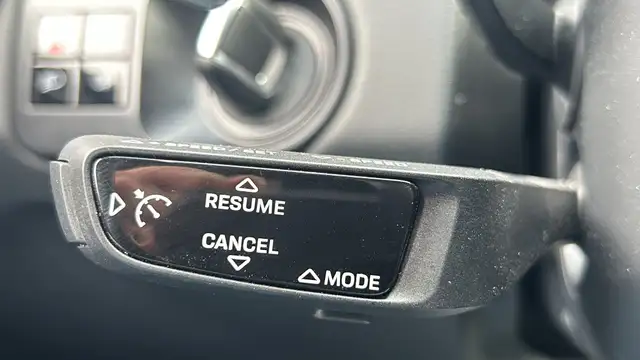 Porsche Cayenne view 26