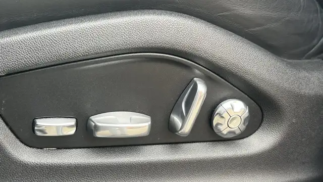 Porsche Cayenne view 21