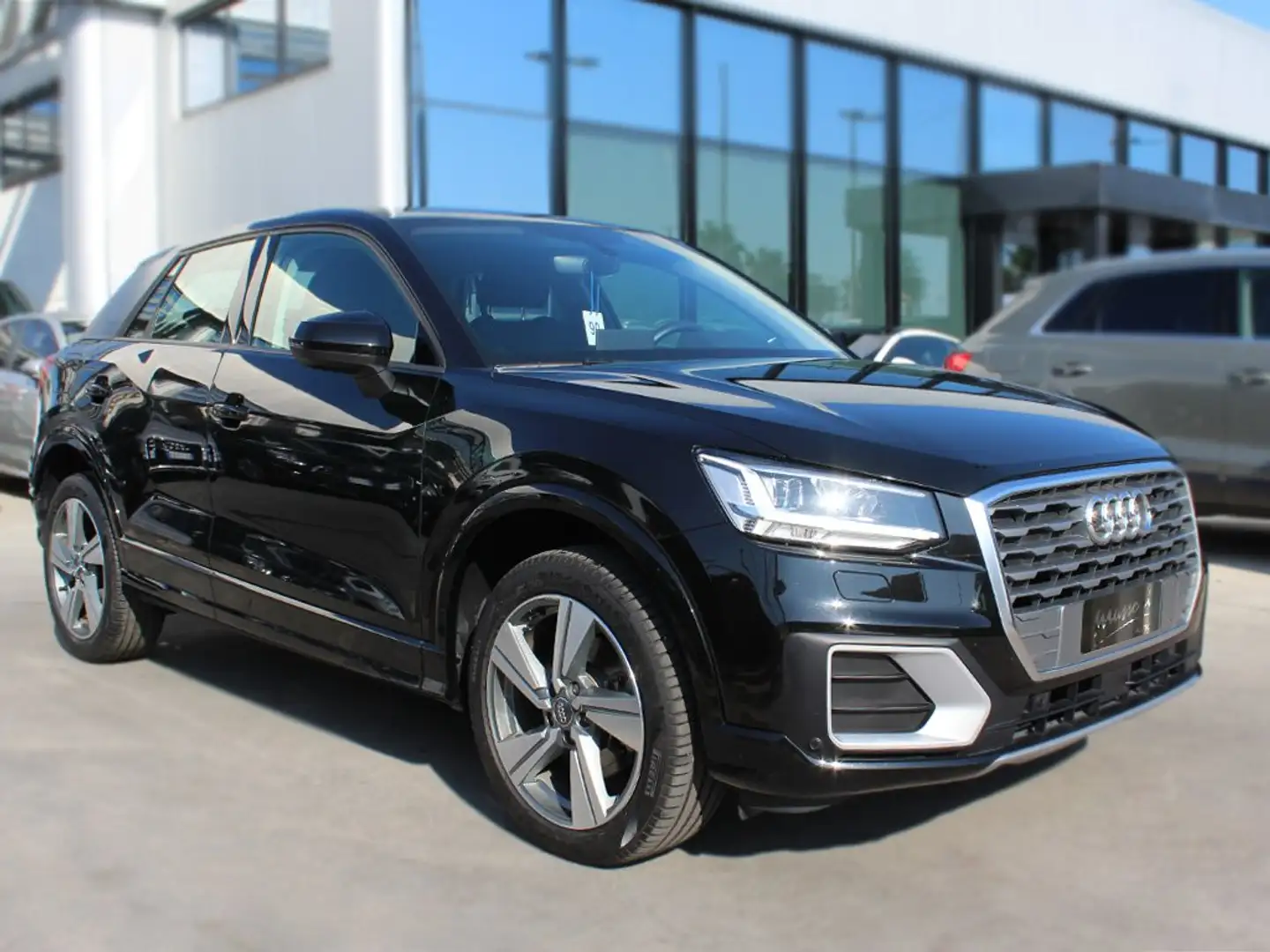 Audi Q2 S-Line 1.6 tdi Nero - 1
