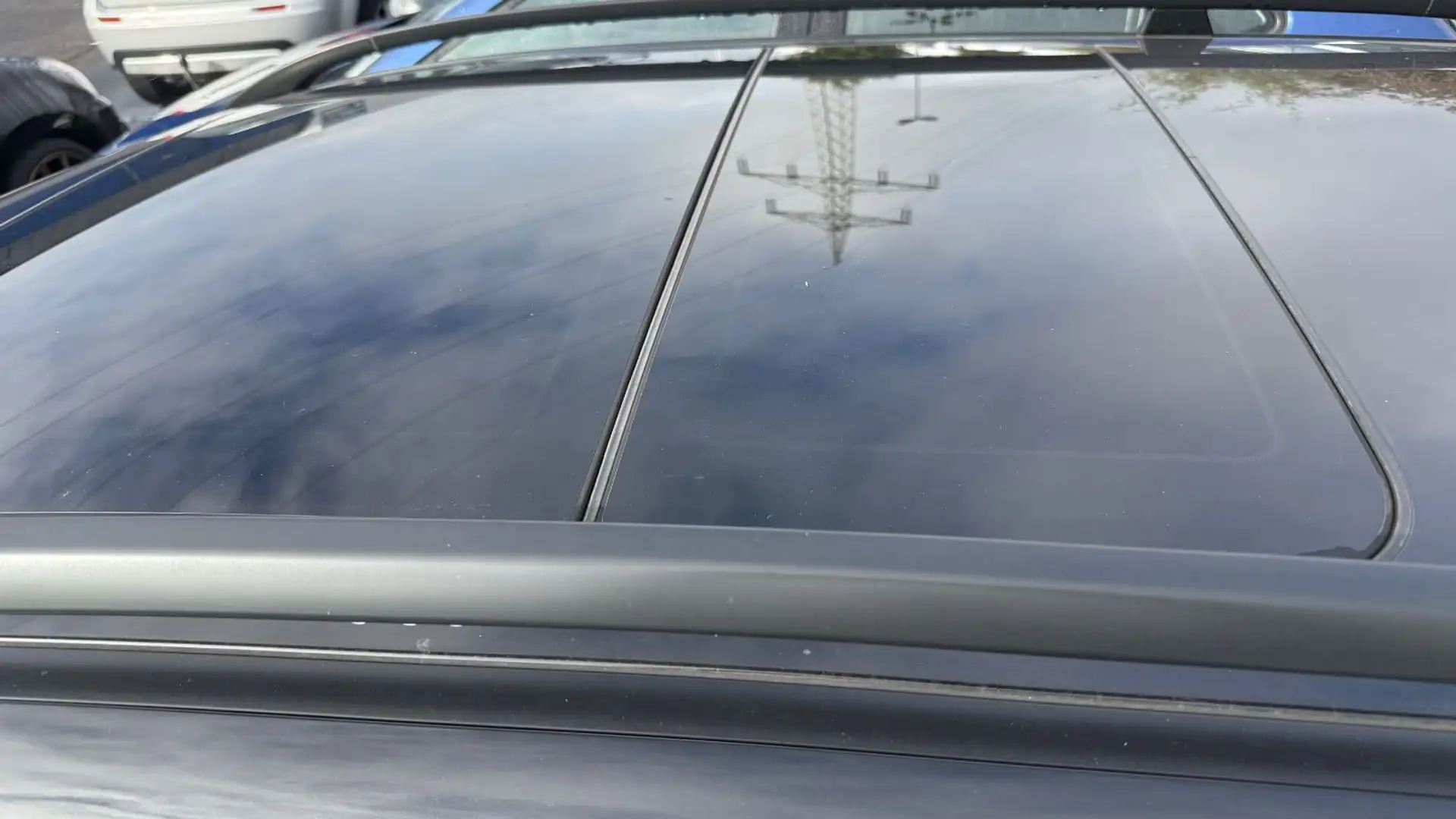 BMW 318 Baureihe 3 Touring 318i,Leder,Automatik,Pano Schwarz - 2