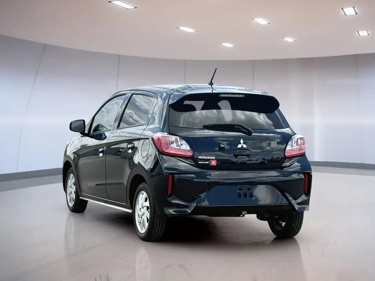Mitsubishi Mirage снимка Mitsubishi Mirage