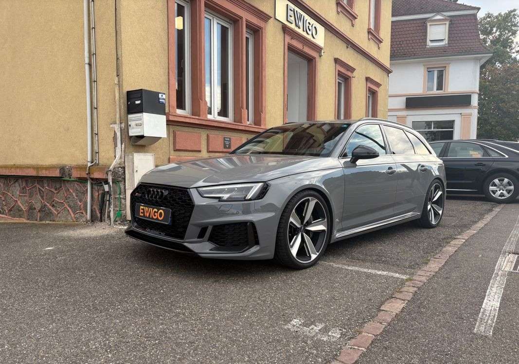 2018 Audi RS4