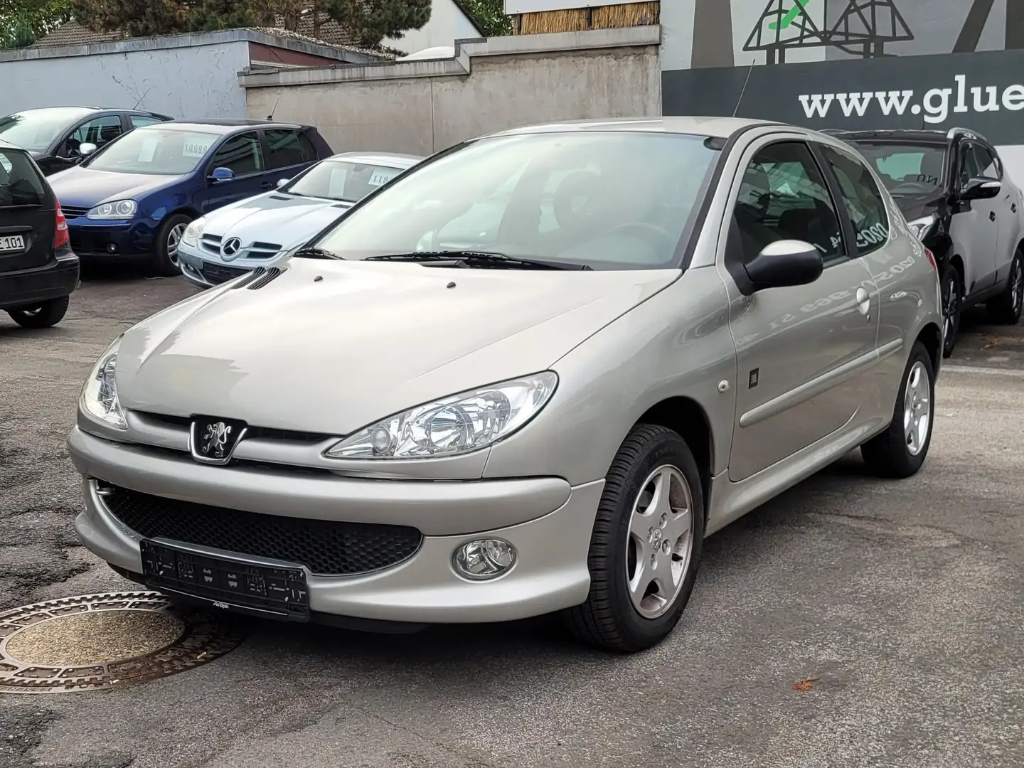 Peugeot 206 1.4 JBL*TÜV 04.27*Klima*AUX*USB*Aluf.*E-Fenster Grau - 1