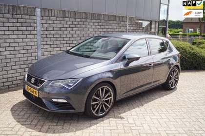 SEAT Leon 2.0 TSI FR Business Intense 190PK Half Leder Sport