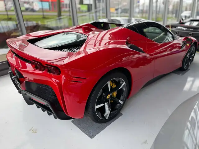 Ferrari SF90 Stradale view 4