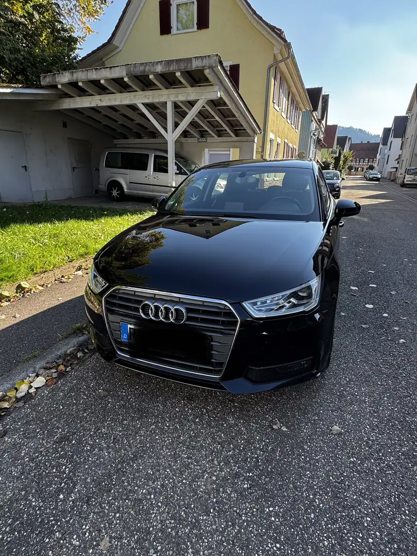 Audi A1 sport Schwarz - 1