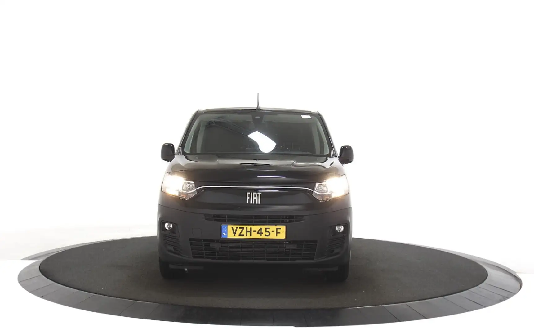 Fiat E-Doblo 136 L2 50 kWh Camera / Navigatie / Lm velgen Negru - 2