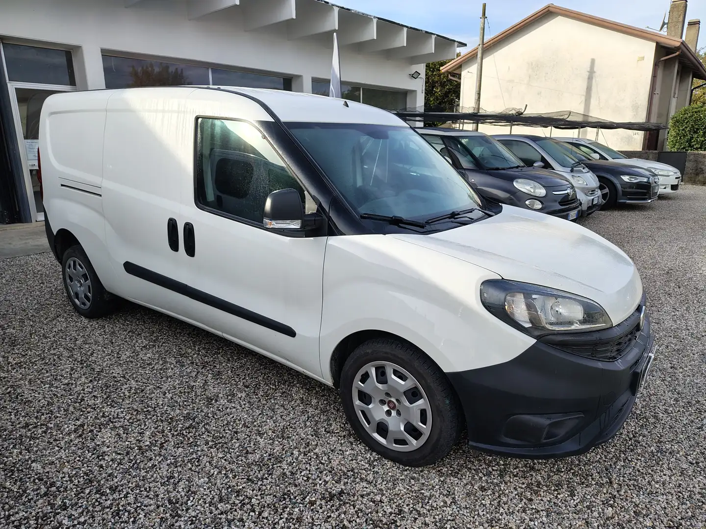 Fiat DOBLO' MAXI 3 POSTI 1.6 MJT 105CV Blanc - 2