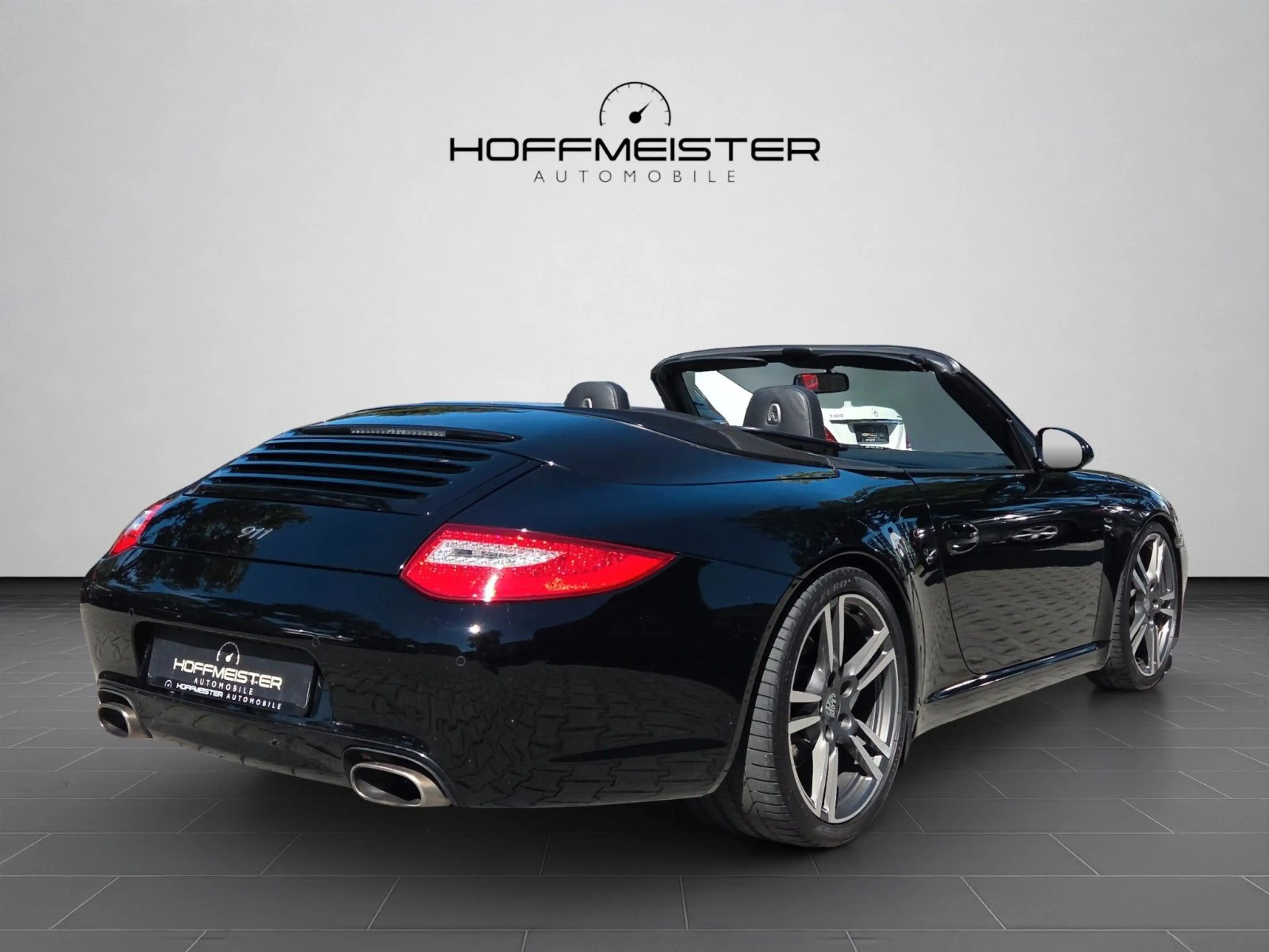 Porsche 911 Carrera Black Edition Cabrio — photo 5