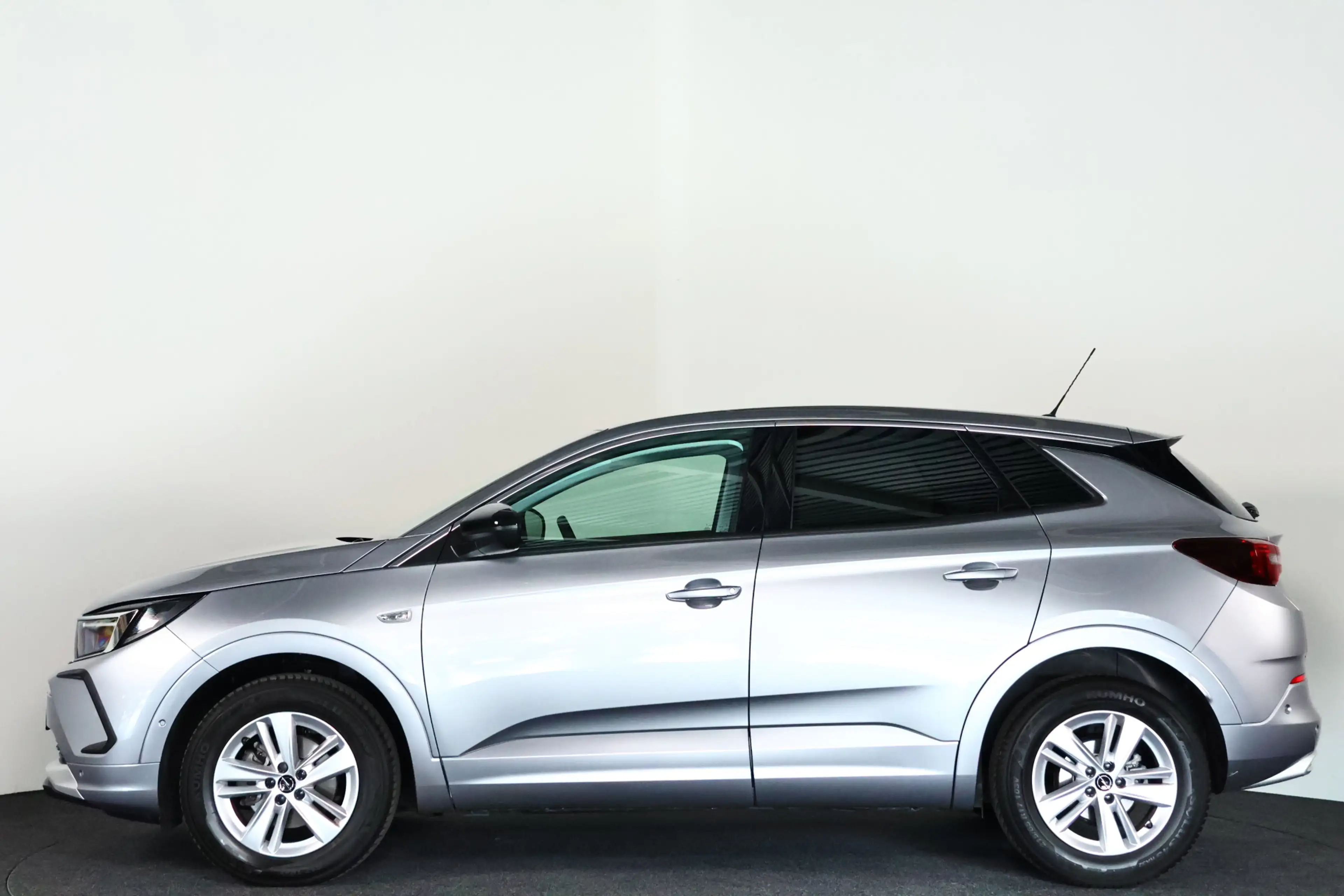 Opel Grandland 1.2 Turbo NJOY Edition / LED / ACC / CarPlay / Cam — photo 31