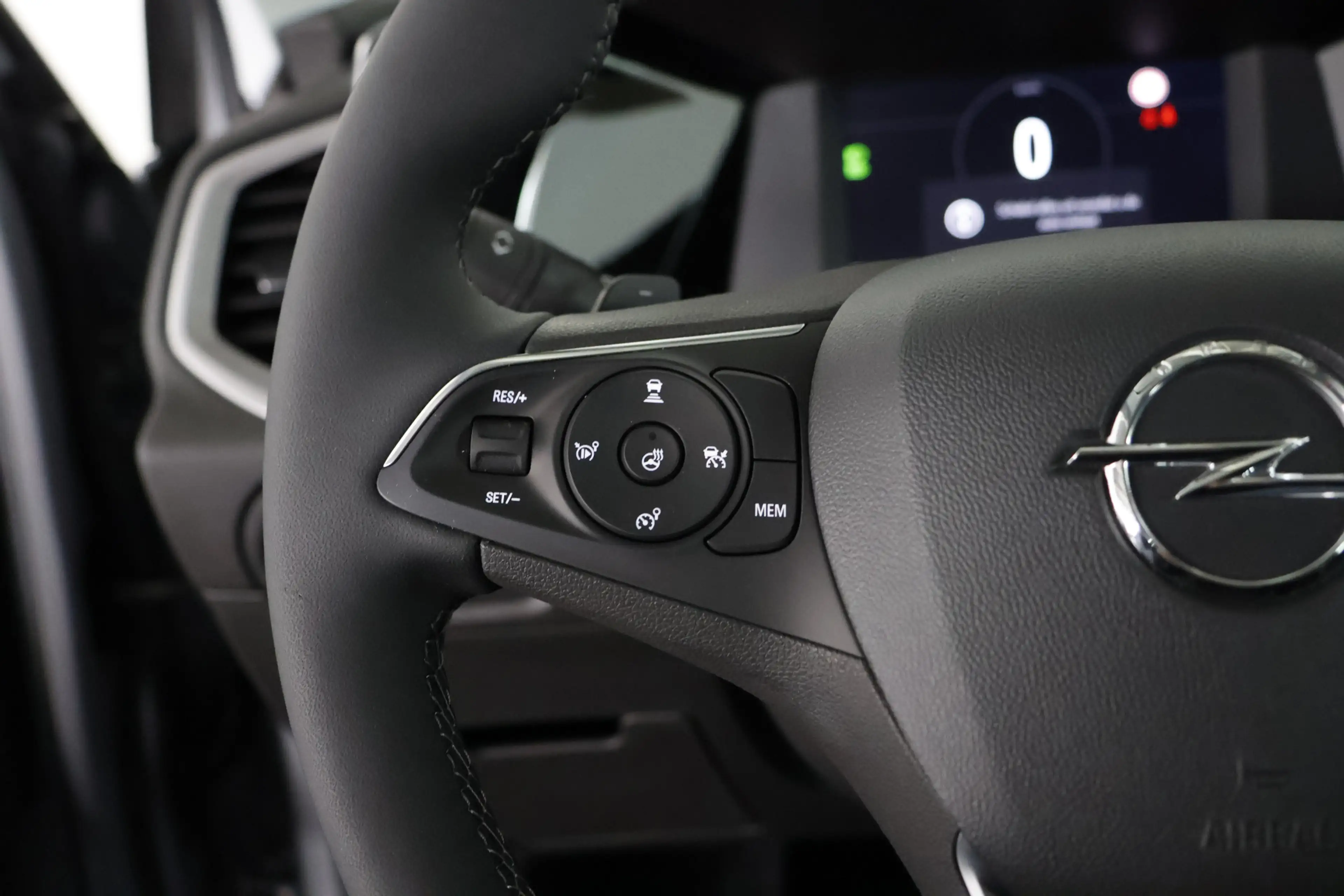 Opel Grandland 1.2 Turbo NJOY Edition / LED / ACC / CarPlay / Cam — photo 24