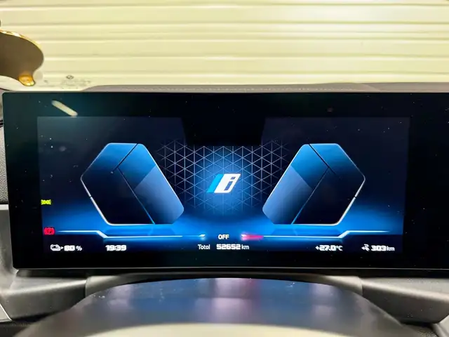 BMW I4 view 13