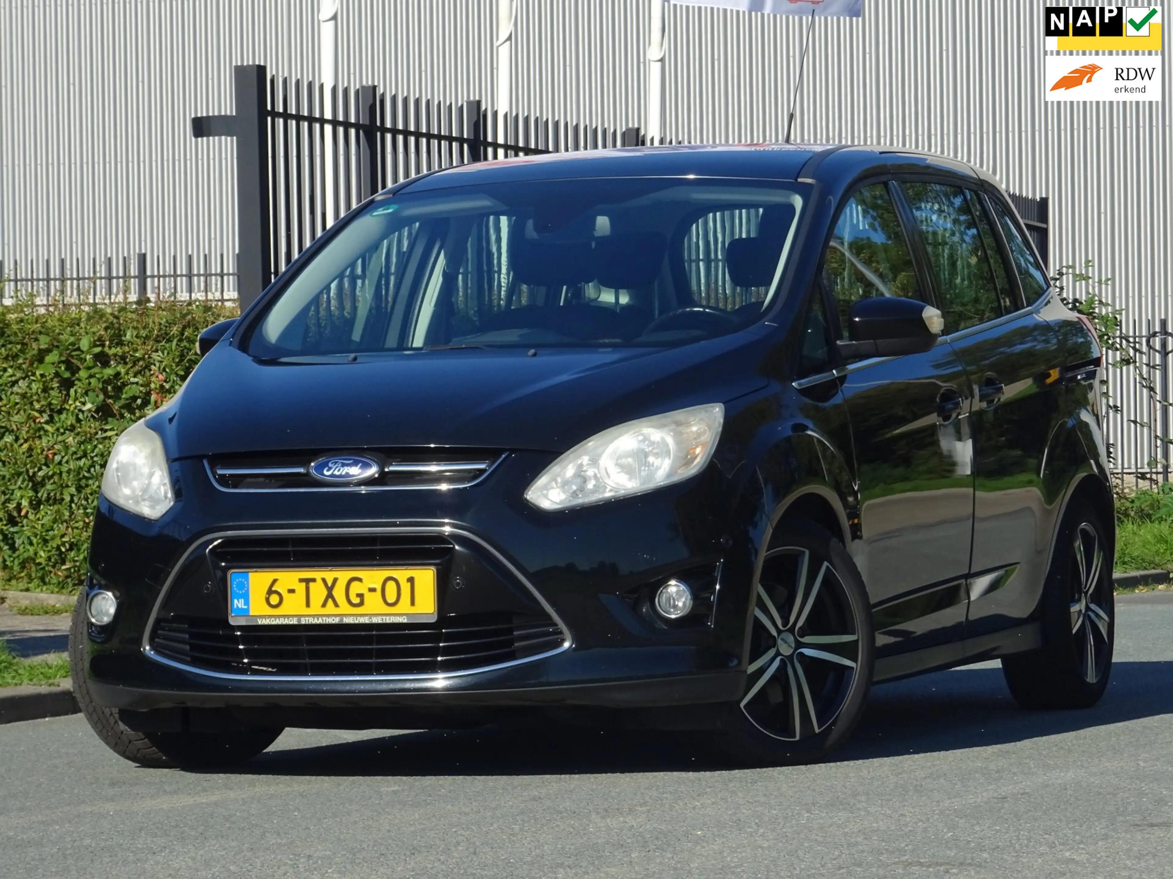 Ford Grand C-Max 1.0 Titanium NAP/NAVI/CAMERA/CLIMA/PDC/APK