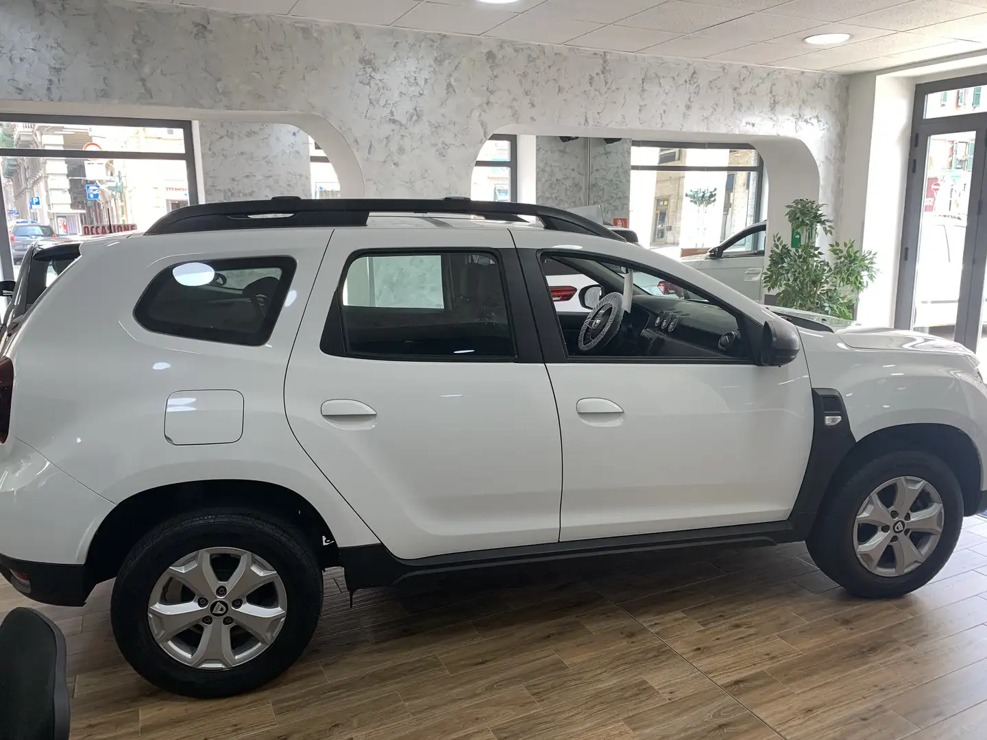 Dacia Duster Duster 1.5 blue dci Prestige 4x2 s Wit - 2