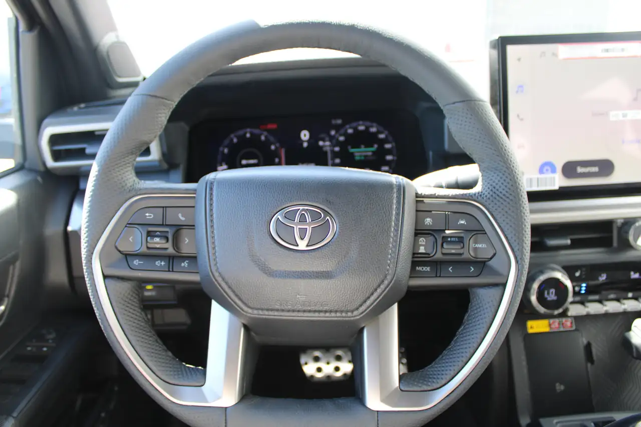Toyota Tacoma снимка Toyota Tacoma