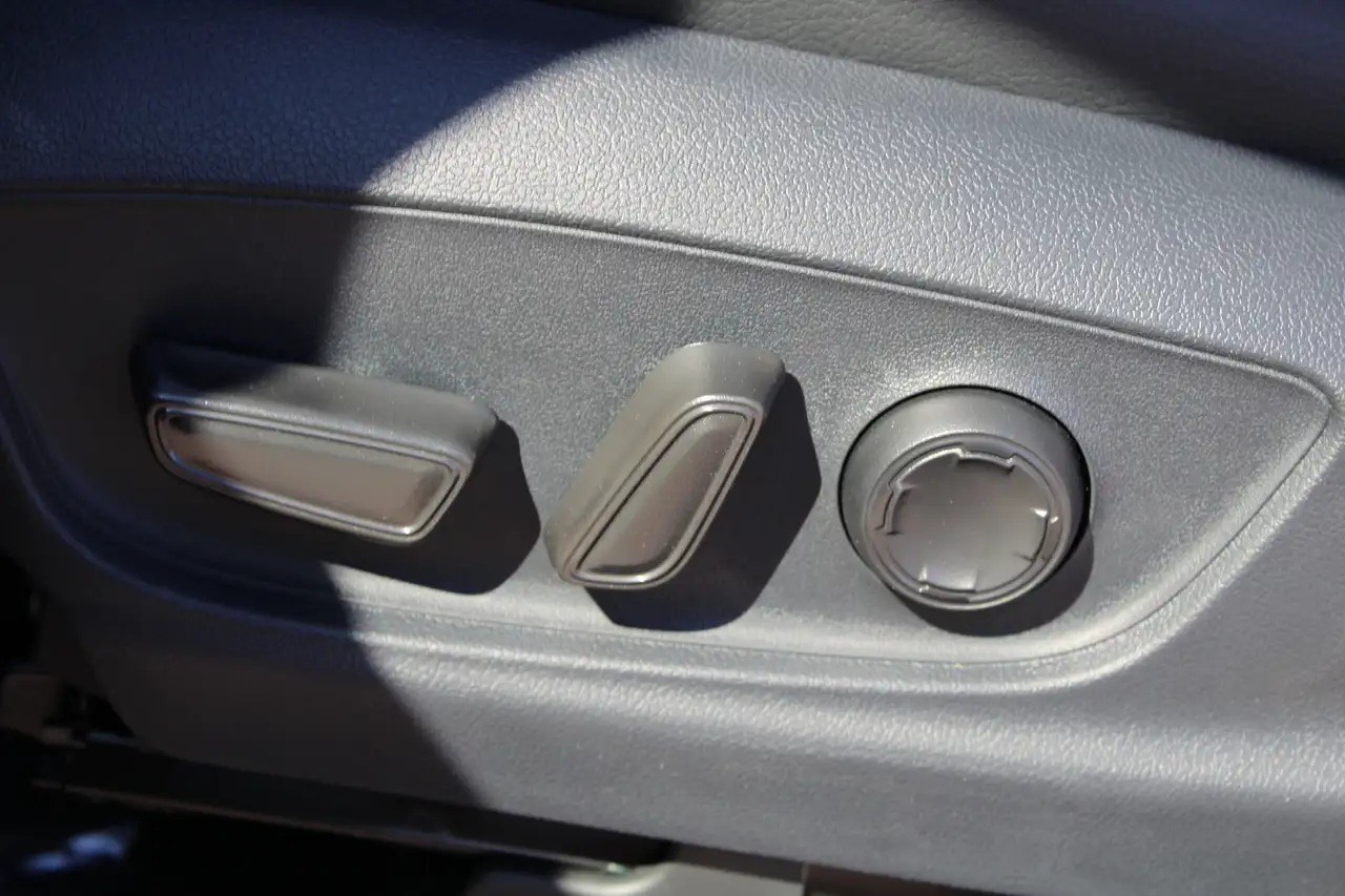 Toyota Tacoma снимка Toyota Tacoma