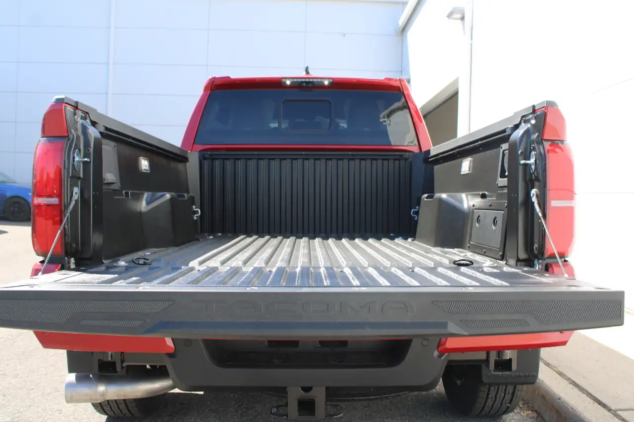 Toyota Tacoma снимка Toyota Tacoma