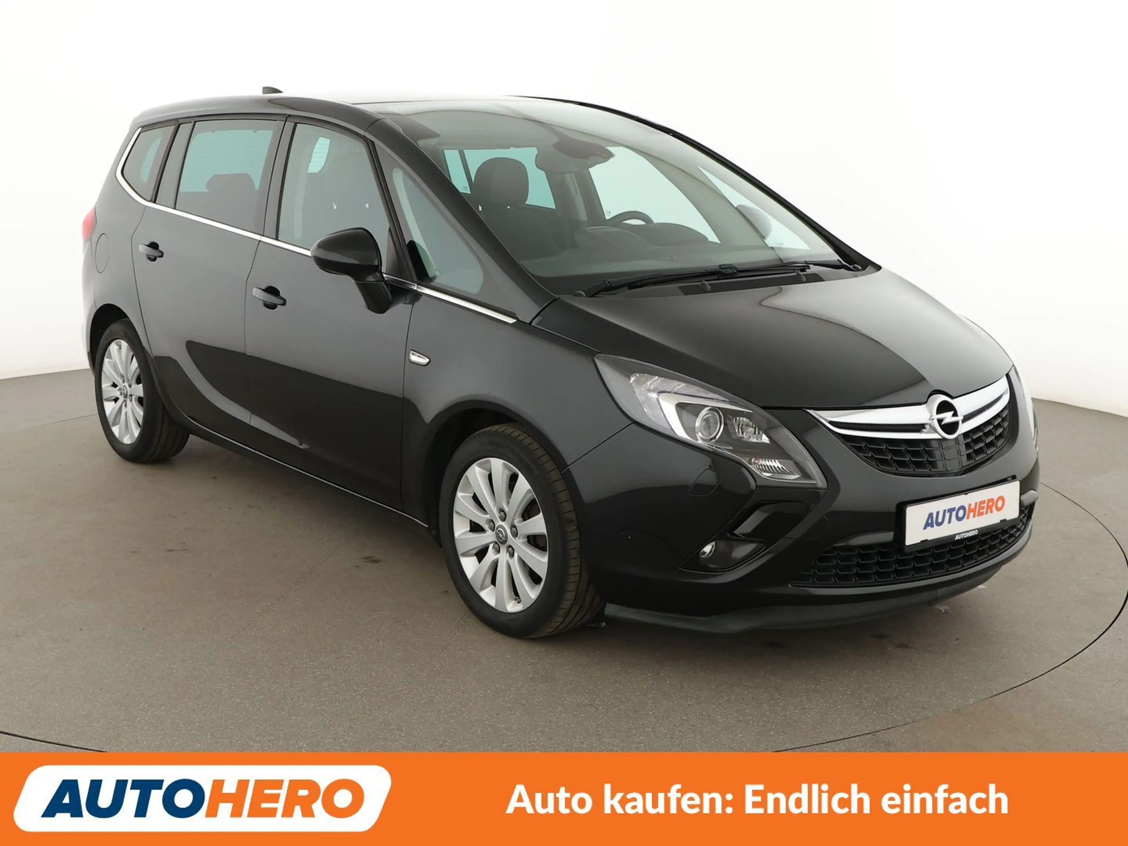 Opel Zafira Tourer 1.6 CDTI DPF Innovation*NAVI*XENON*ACC*PDC*SHZ* — photo 8