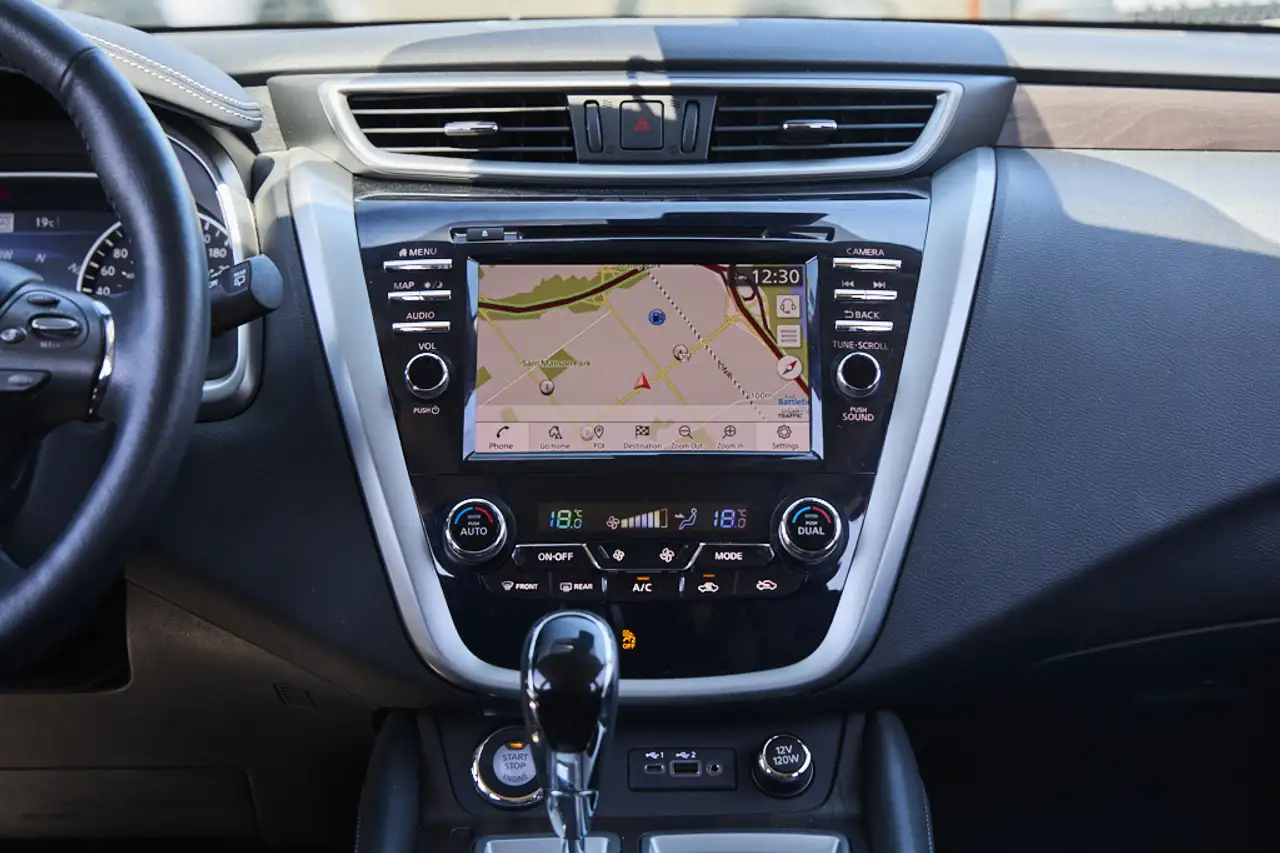 Nissan Murano снимка Nissan Murano