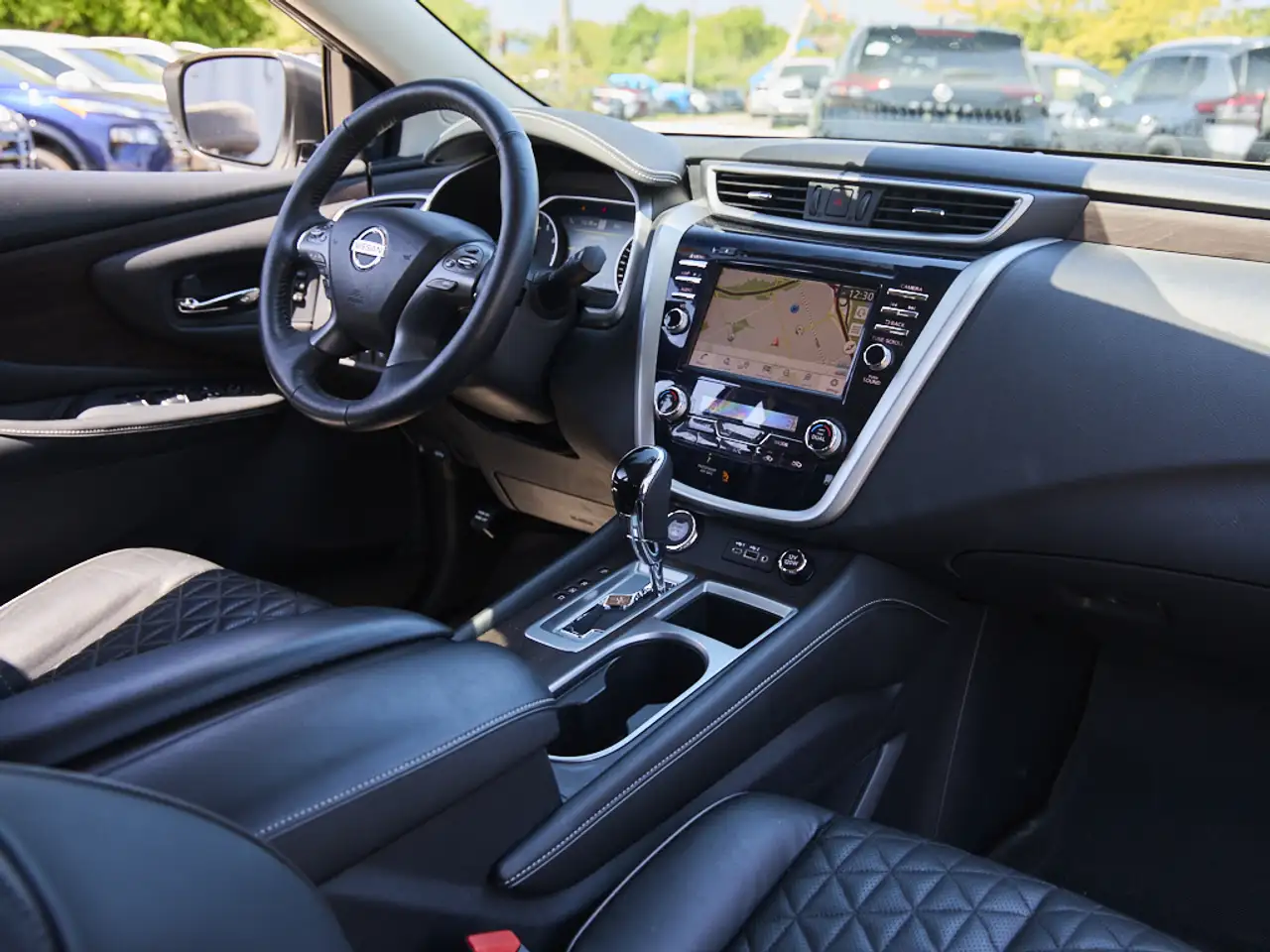 Nissan Murano снимка Nissan Murano