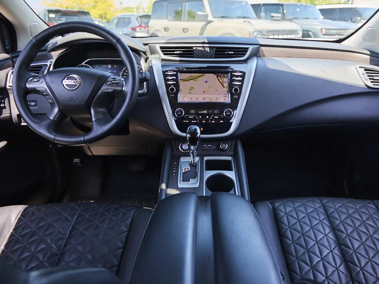 Nissan Murano снимка Nissan Murano