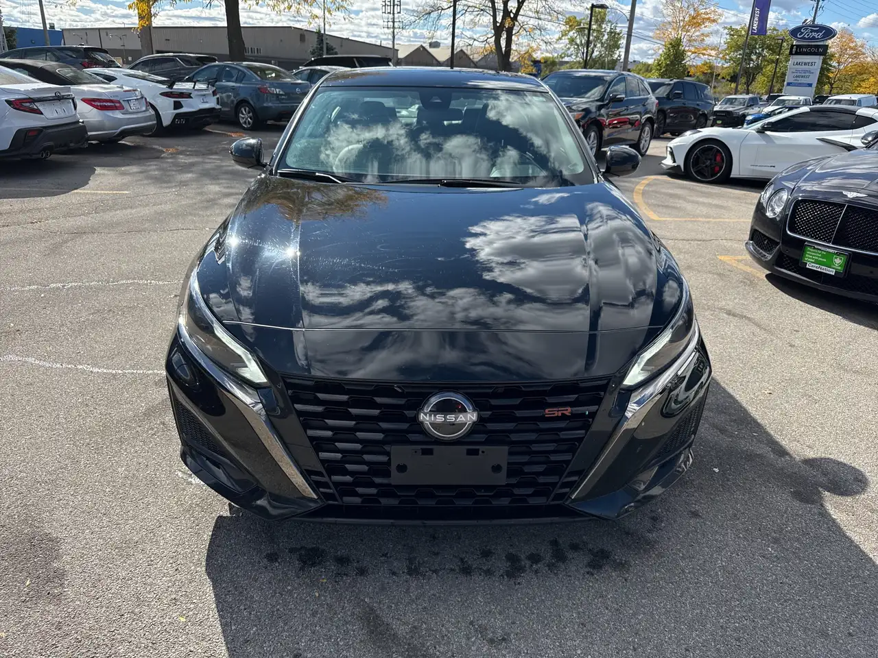 Nissan Altima снимка Nissan Altima