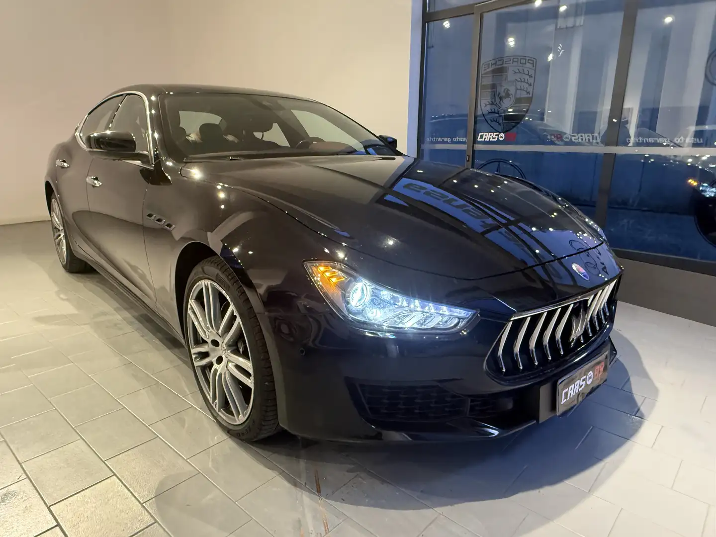 Maserati Ghibli 2.0 mhev Granlusso 330cv auto . Noir - 1