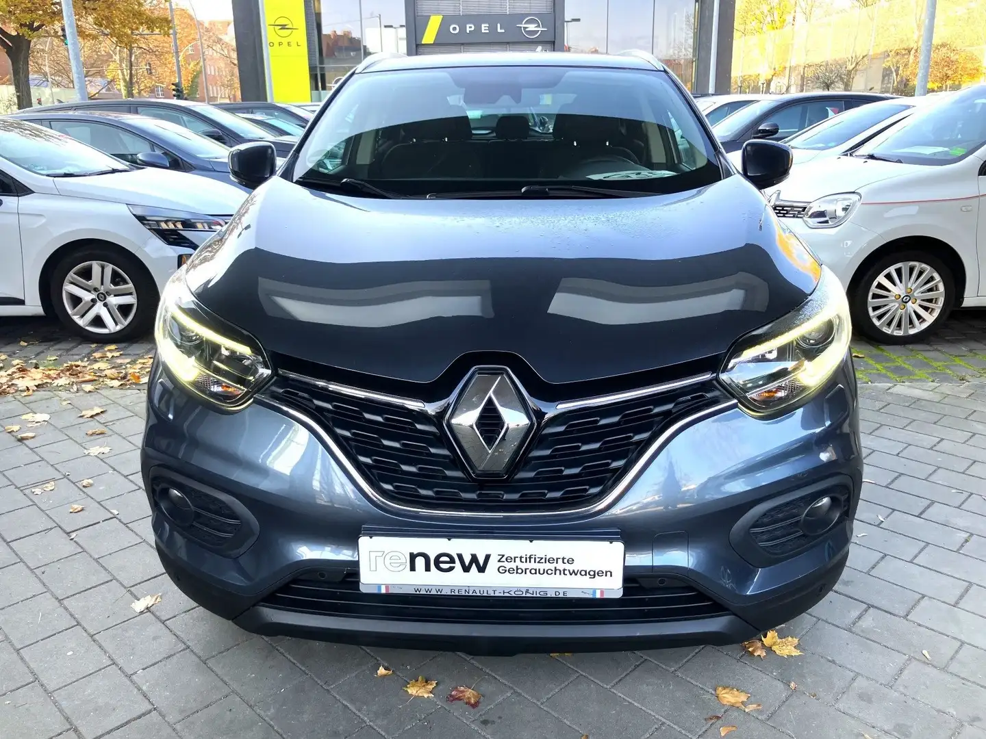 Renault Kadjar 1.3 TCe 140 Business Automatik Grau - 2