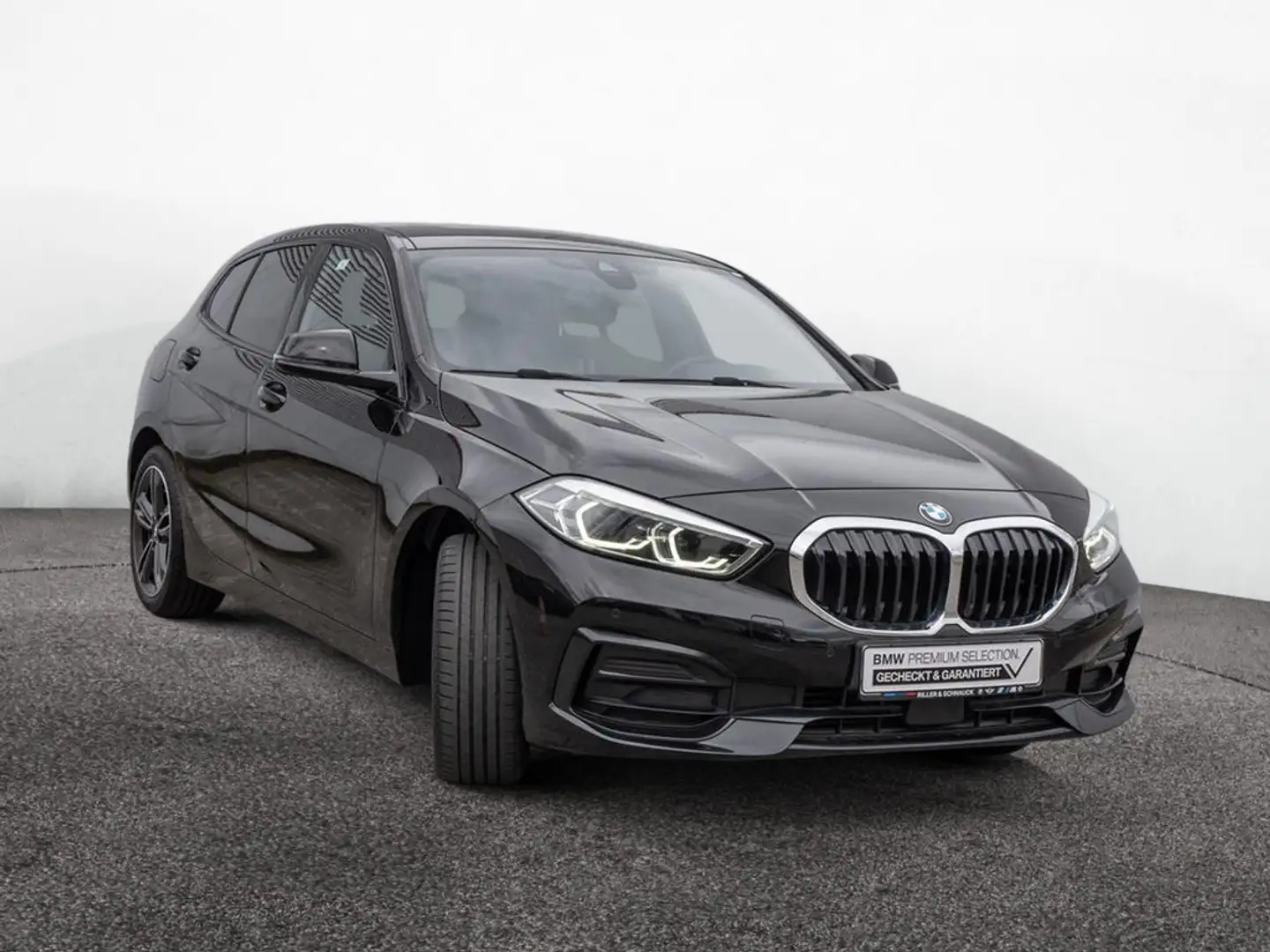 BMW 118 i Sport Line LED+NAVI+KEYLESS+KLIMAAUT+ Schwarz - 2