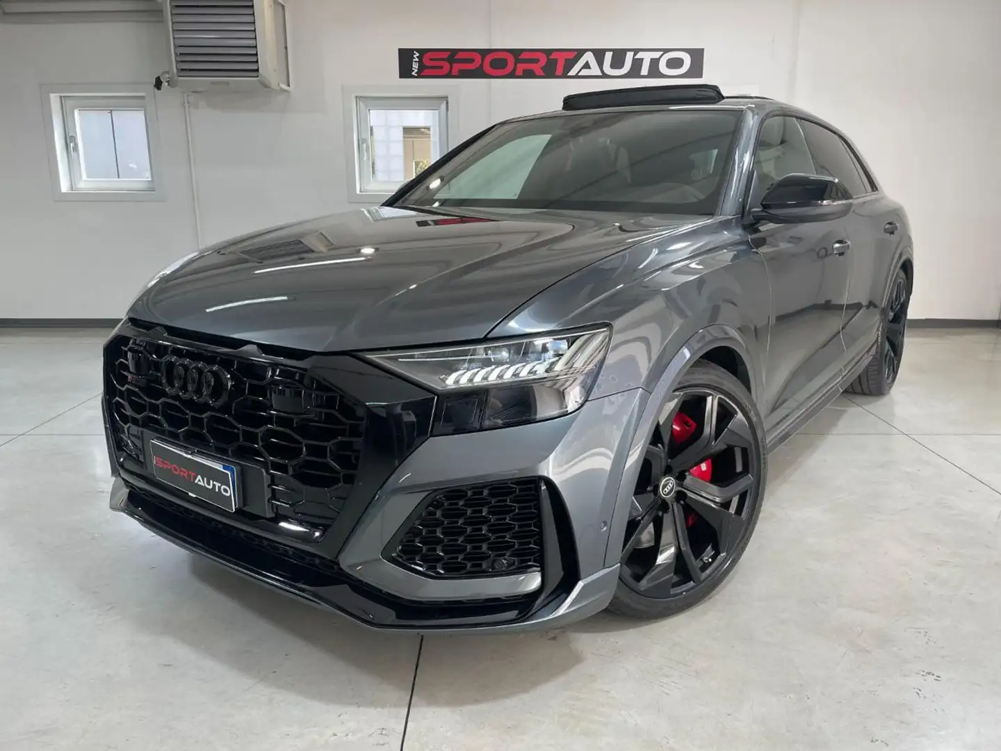 Audi RS Q8 TFSI V8 quattro tiptronic Grau - 1