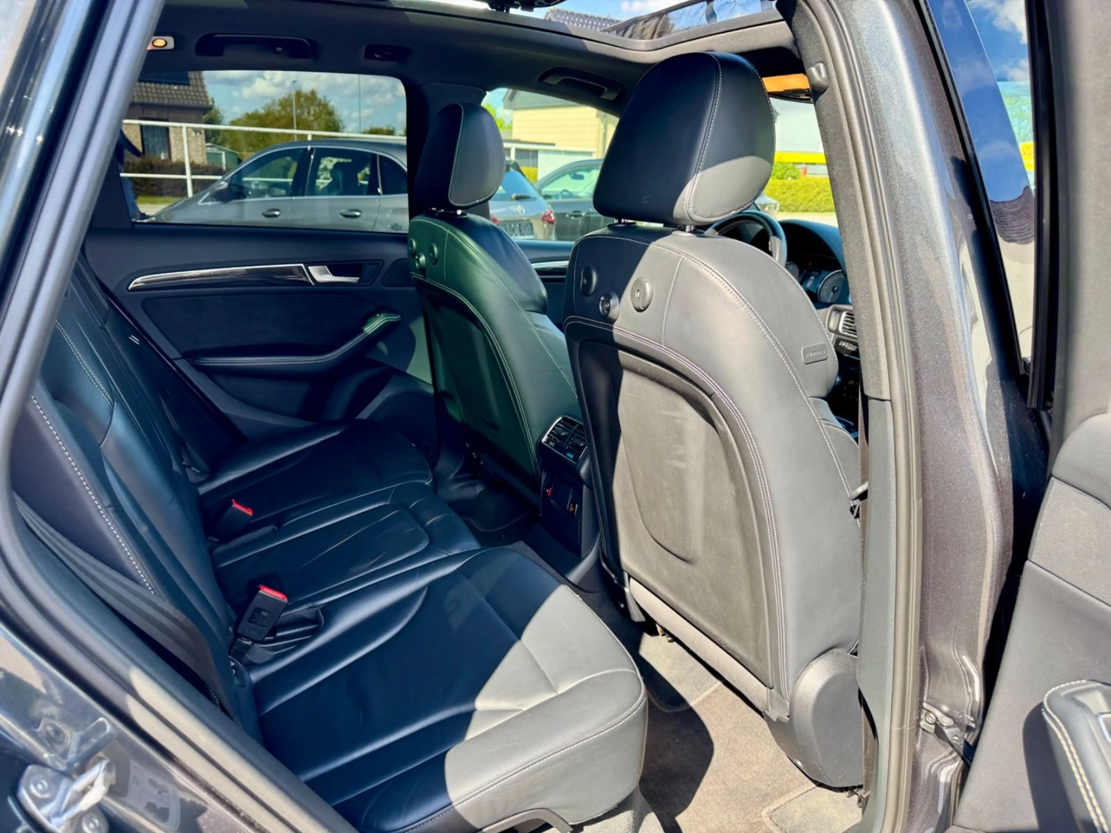 Audi SQ5 3.0 TDI Competition quattro MEMORY PANO 21" — photo 15