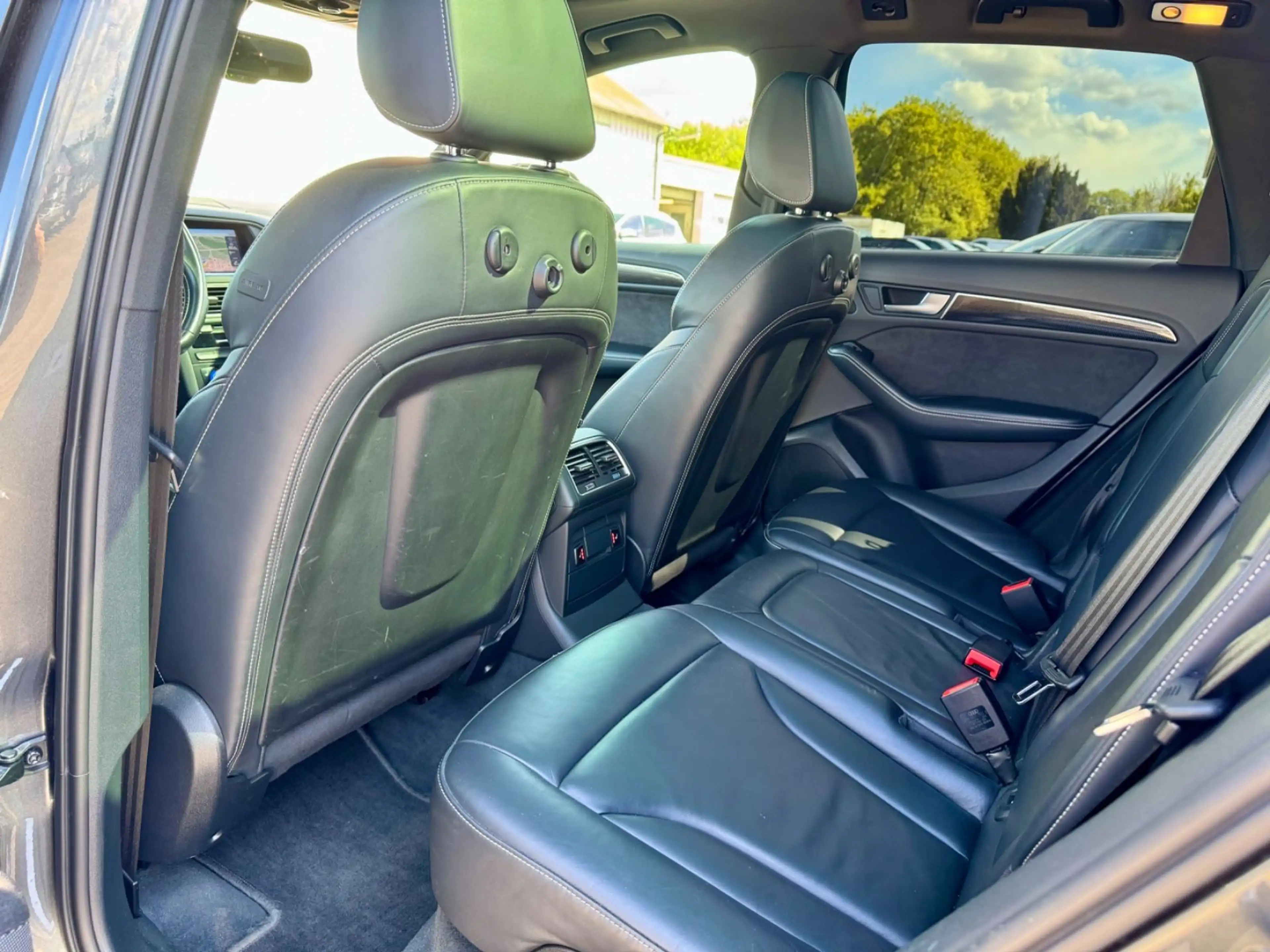 Audi SQ5 3.0 TDI Competition quattro MEMORY PANO 21" — photo 14