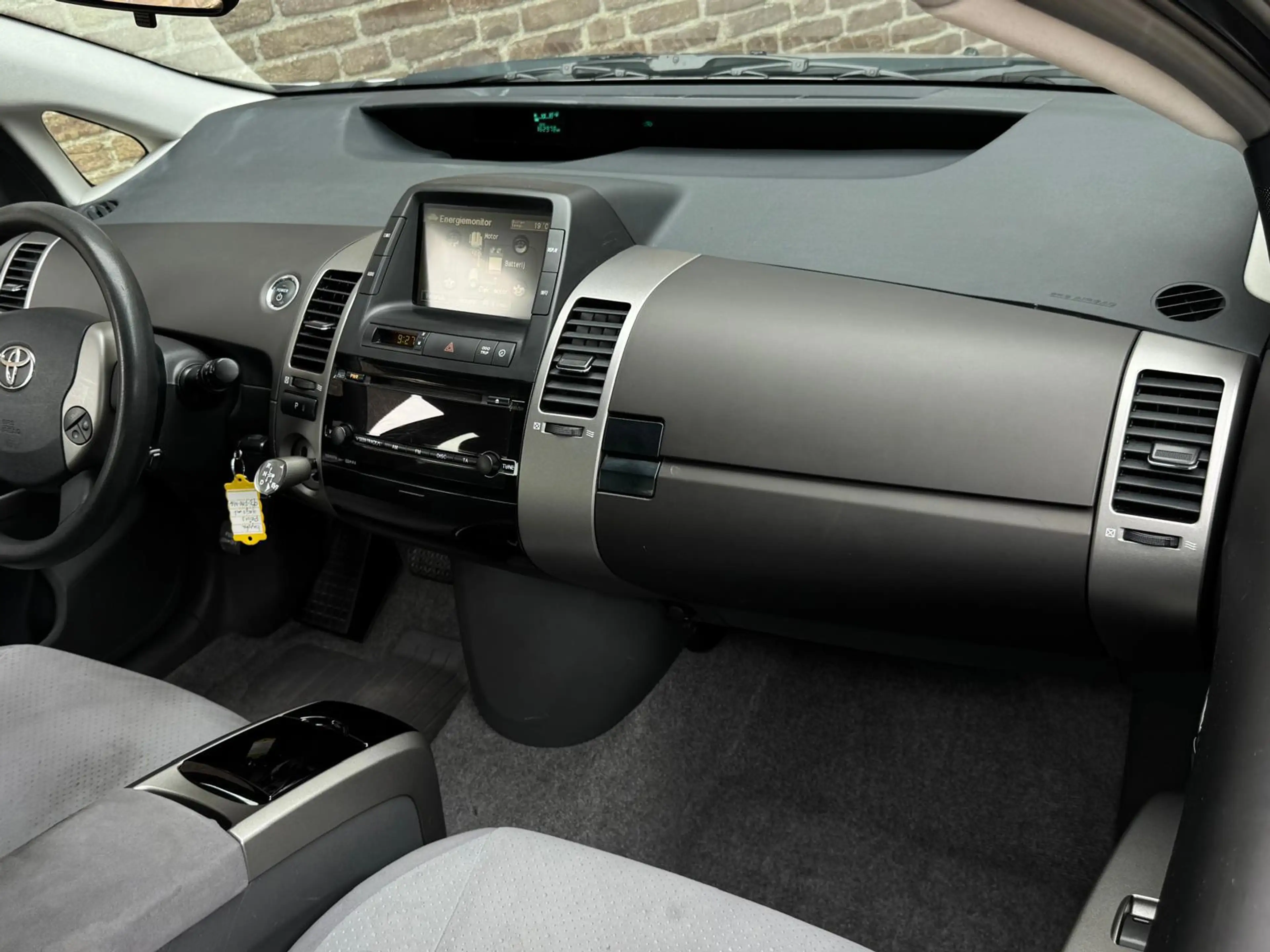 Toyota Prius 1.5 VVT-i Comfort Clima Cruis-Contr. Parkeersens. — photo 10