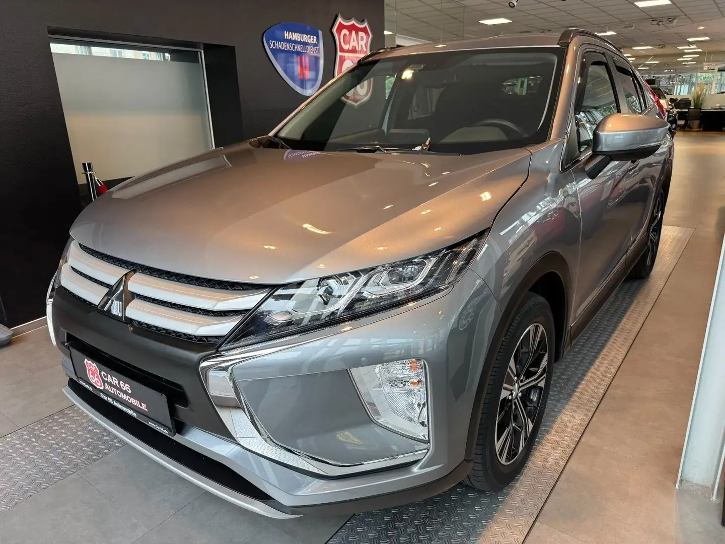 Mitsubishi Eclipse Cross Diamant Edition 2WD Gris - 1