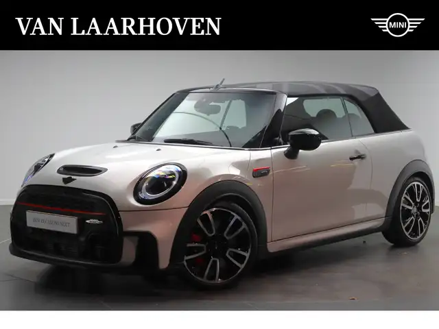 MINI John Cooper Works Cabrio Automaat / Sportstoelen / Achteruitrijcamera / Com