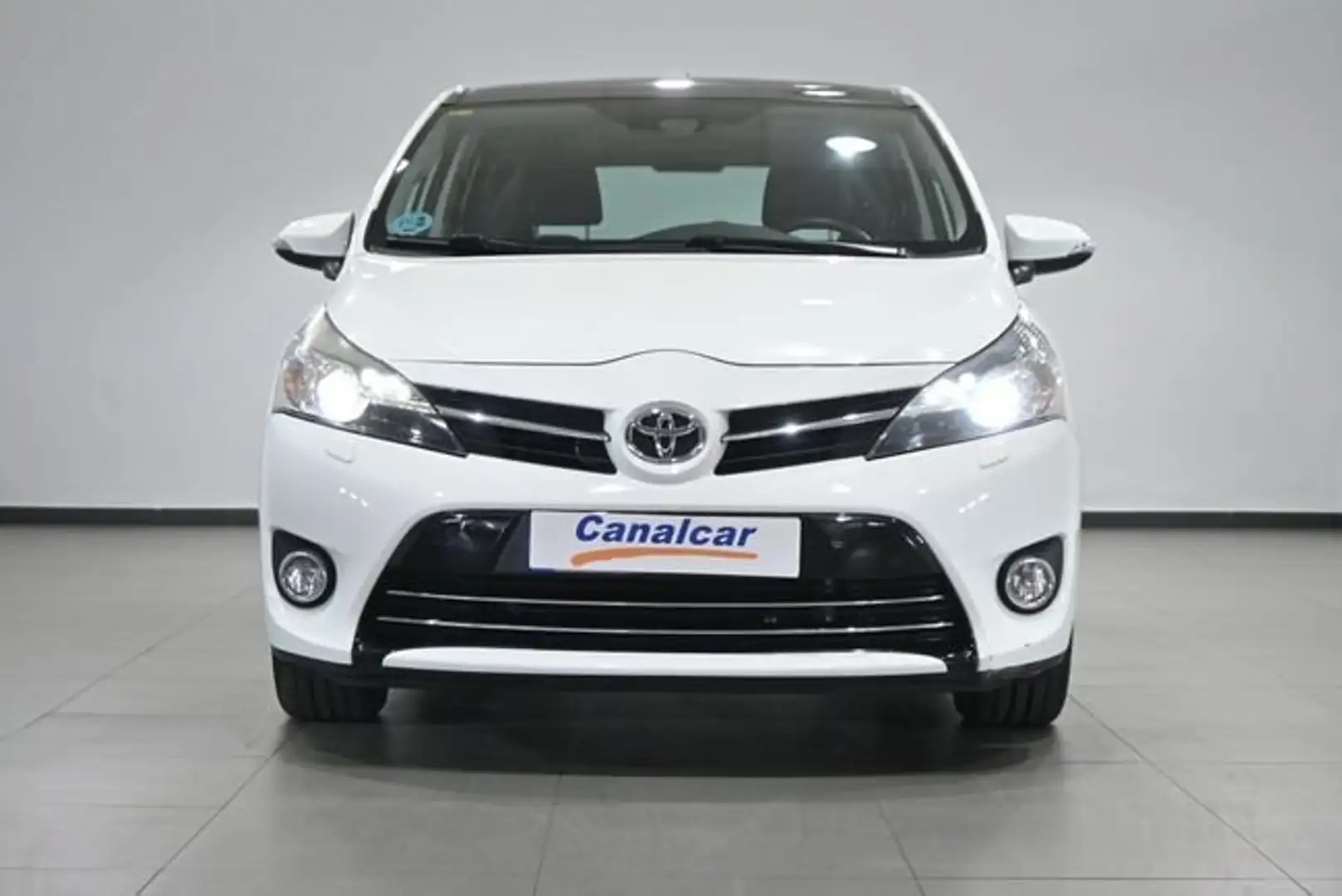 Toyota Verso 130 Advance 5 plazas Blanco - 2