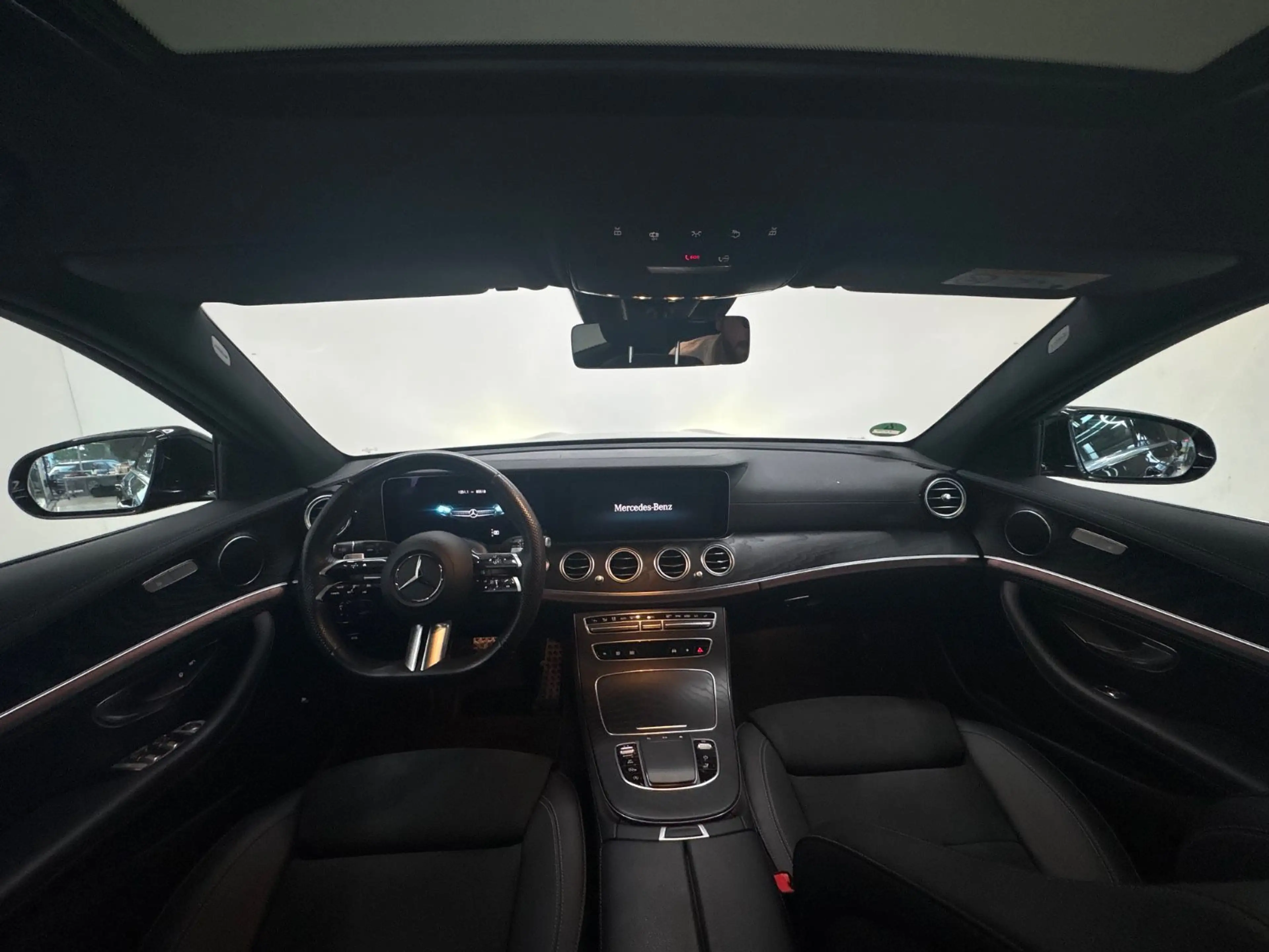 Mercedes-Benz E 220 d T-Modell AMG RFK ACC VirtualCockpit — photo 10