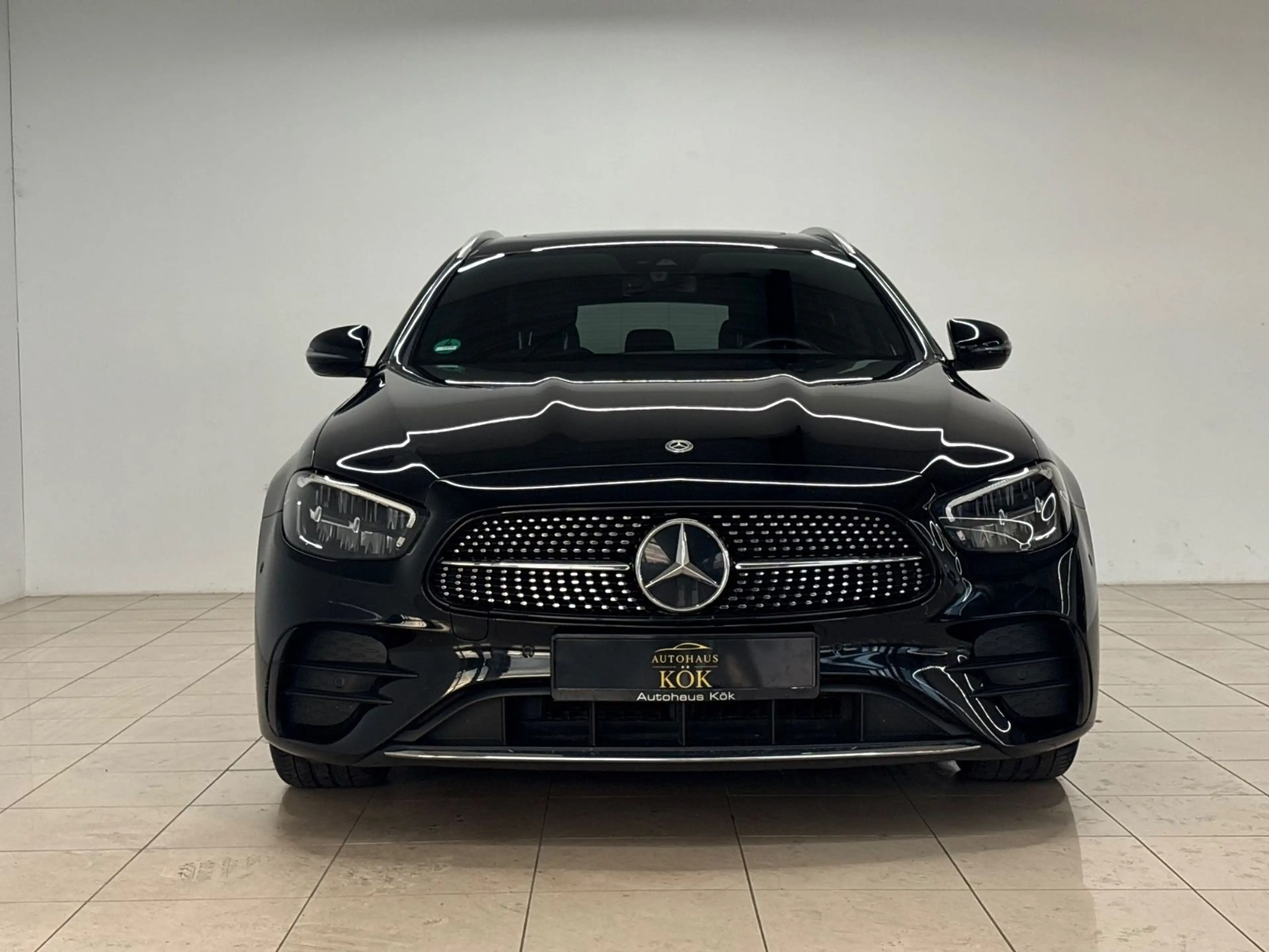 Mercedes-Benz E 220 d T-Modell AMG RFK ACC VirtualCockpit — photo 3