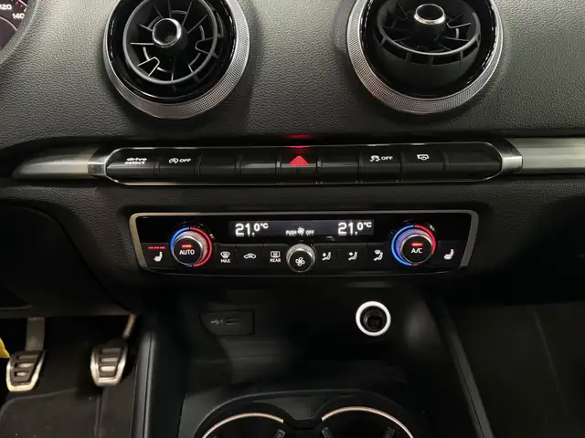 Audi A3 view 10