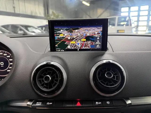 Audi A3 view 8