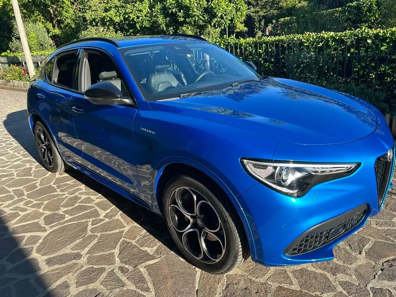 Alfa Romeo Stelvio 2022 — фото 10