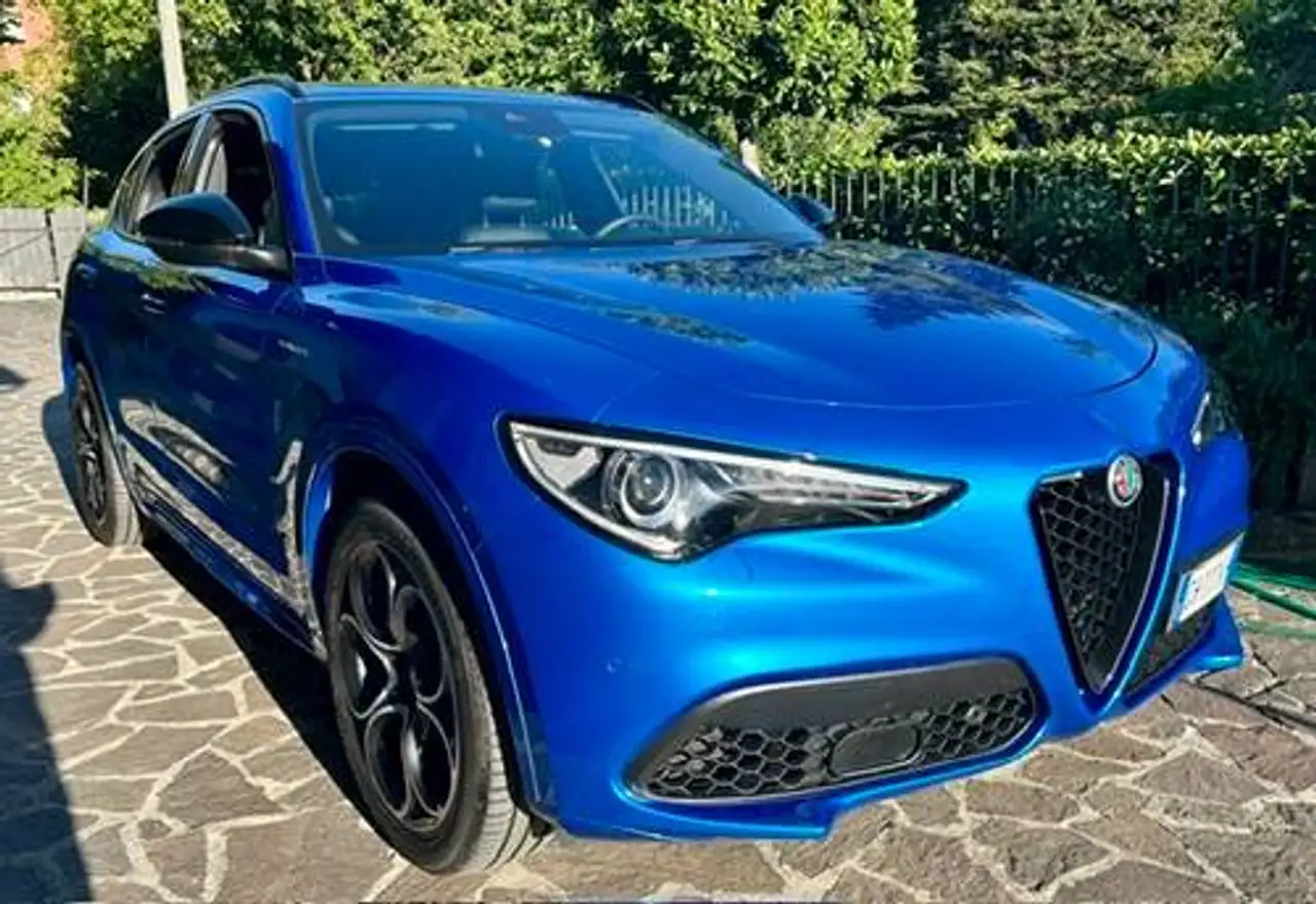 Alfa Romeo Stelvio 2022 — фото 12