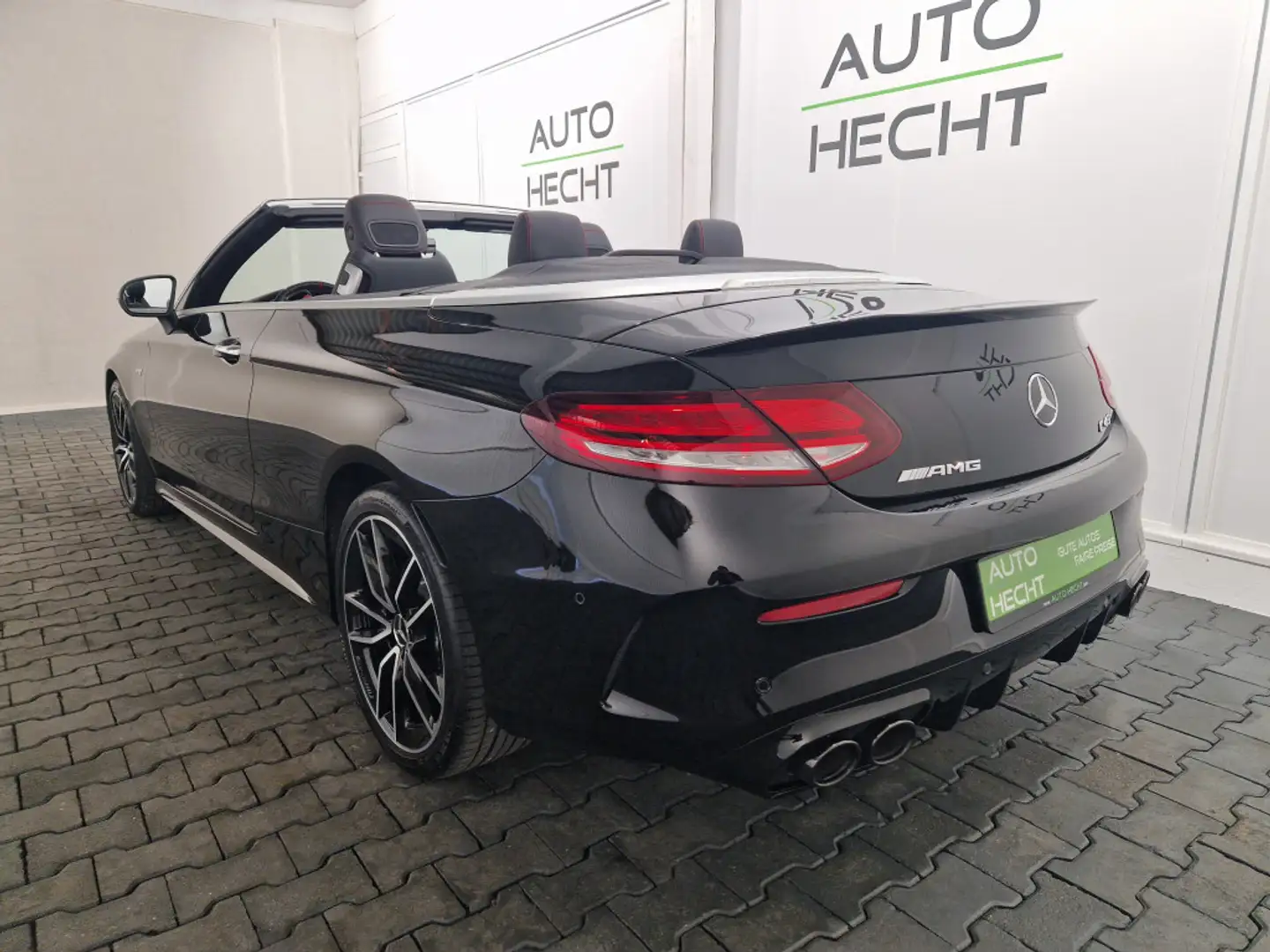 Mercedes-Benz C 43 AMG 4Matic, Night-Paket, 19 Zoll, AIRSCARF Černá - 2